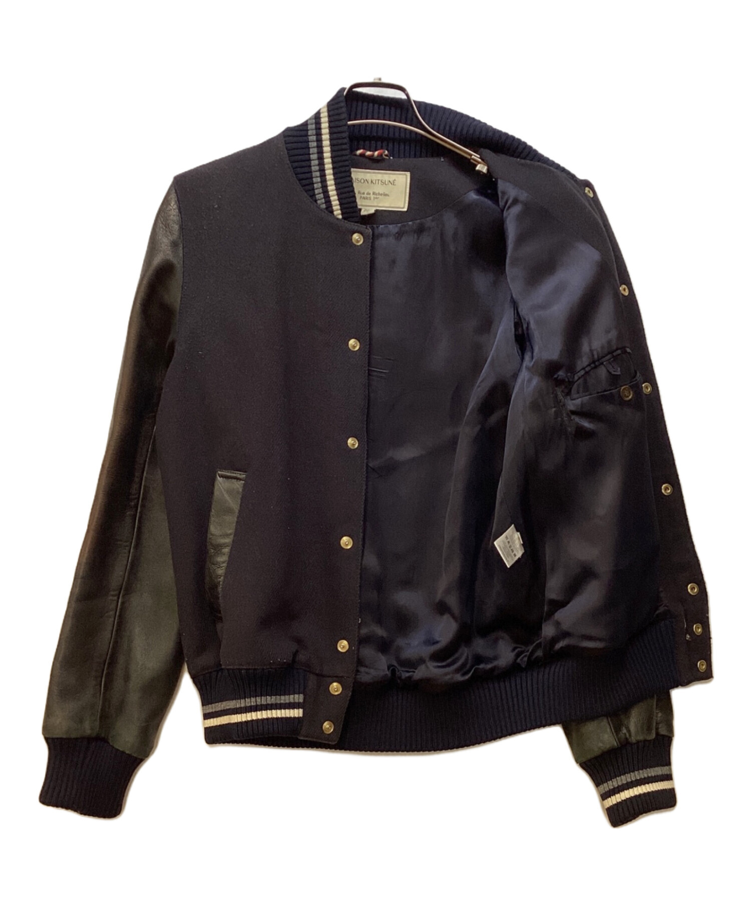 中古・古着通販】maison kitsune (メゾンキツネ) レザースリーブ 中古・古着通販】maison kitsune (メゾンキツネ) レザースリーブ