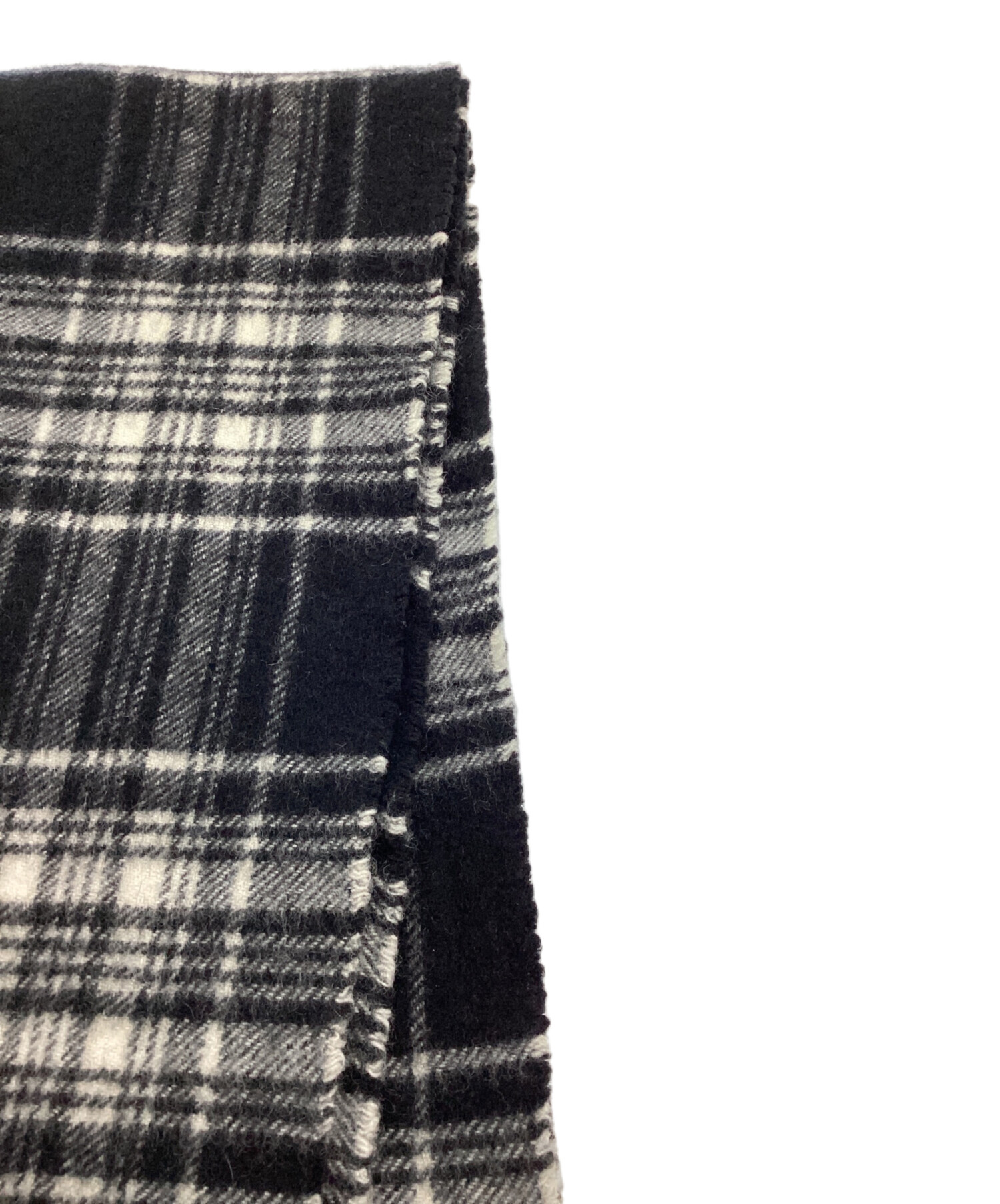 中古・古着通販】JOHNSTONS OF ELGIN (ジョンストンズオブエルガン