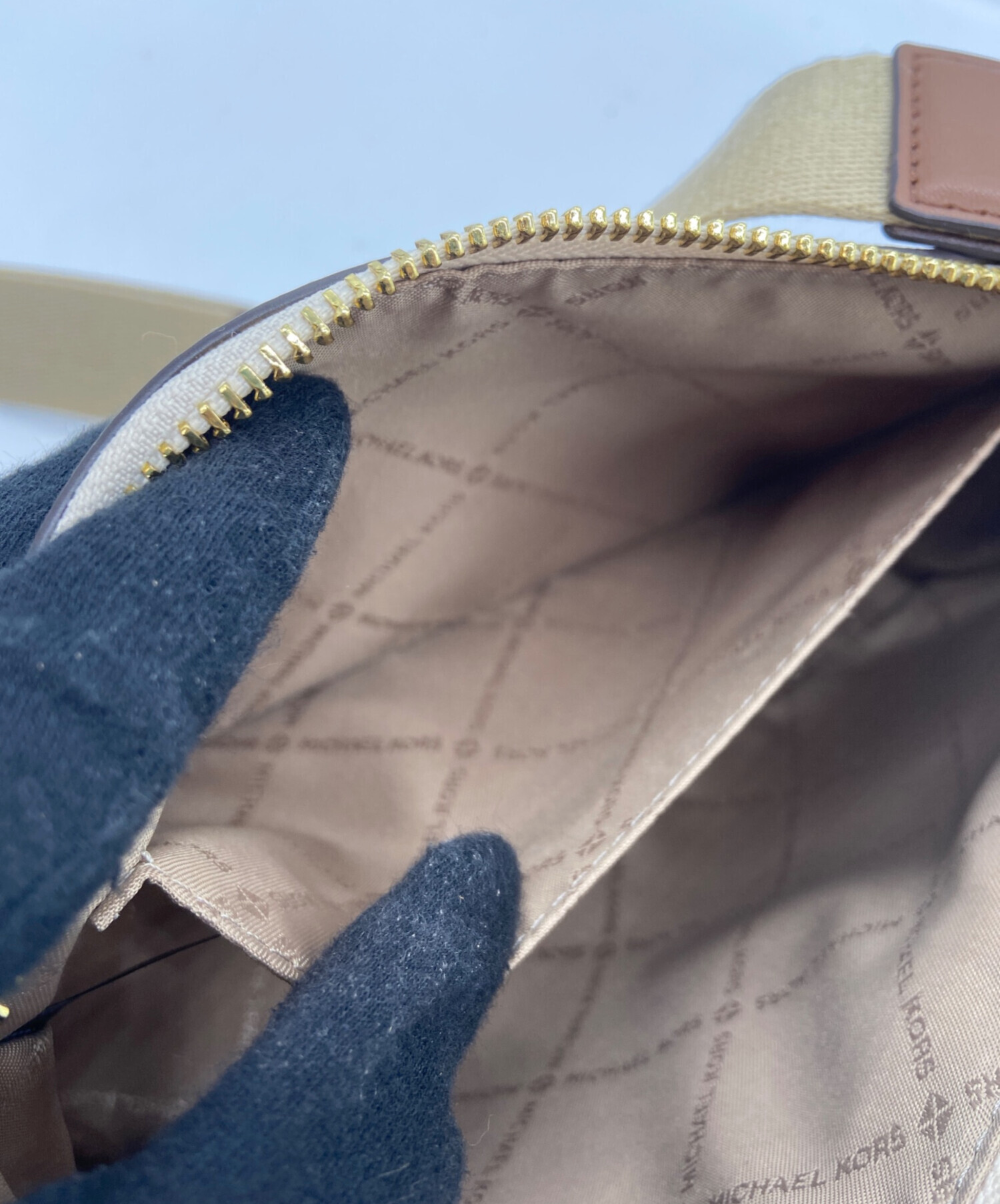 MICHAEL KORS マイケルコース/ジェットセットトラベルシグネチャークロスボディ/35F1GTVC2B/AV-****/Aランク/06【中古】 中古・古着通販】MICHAEL KORS (マイケル・コース) JET SET TRAVEL