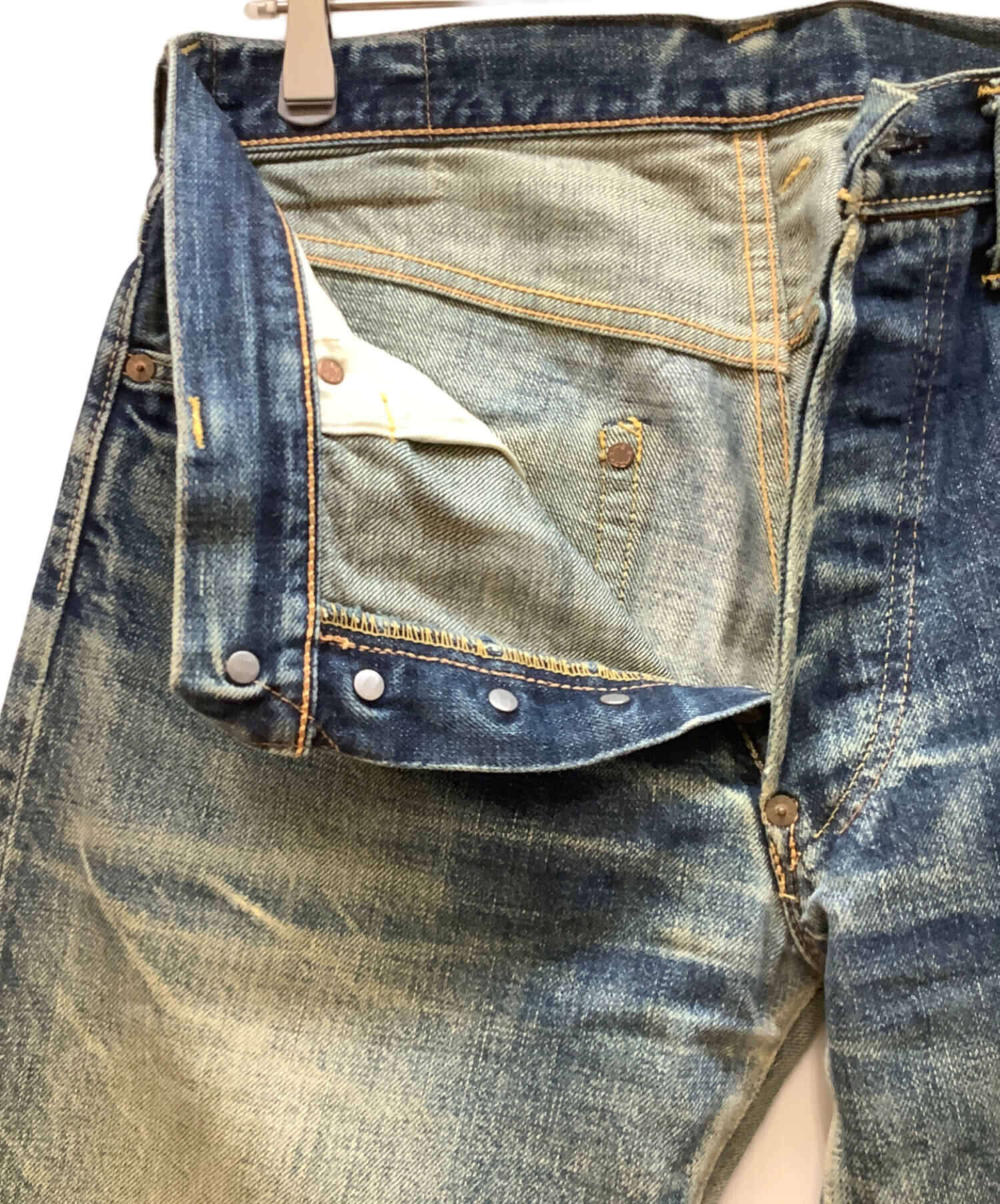 中古・古着通販】EVISU (エヴィス) ダメージデニムパンツ インディゴ