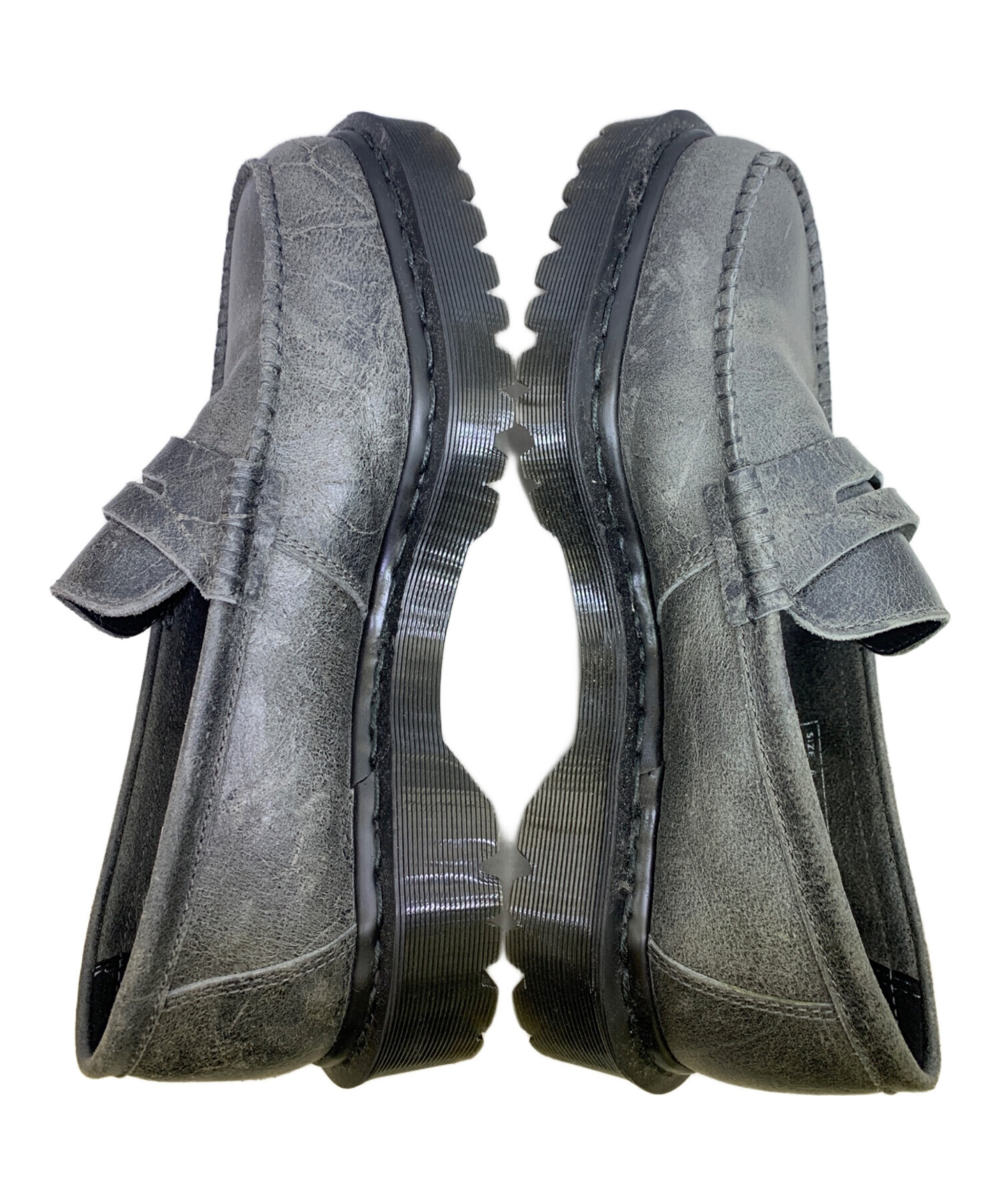 Dr. Martens グレー ローファー 中古・古着通販】Dr.Martens (ドクターマーチン) ローファー グレー