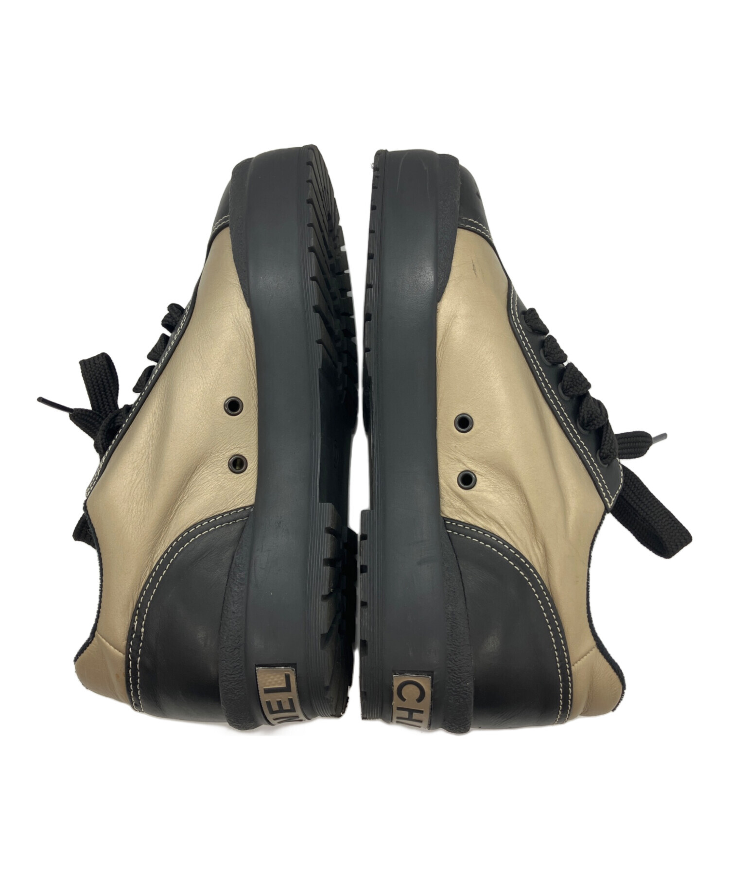 美品✨ CHANEL ココマーク マトラッセ ファブリック スニーカー 23cm 中古・古着通販】CHANEL (シャネル) ココマーク スニーカー