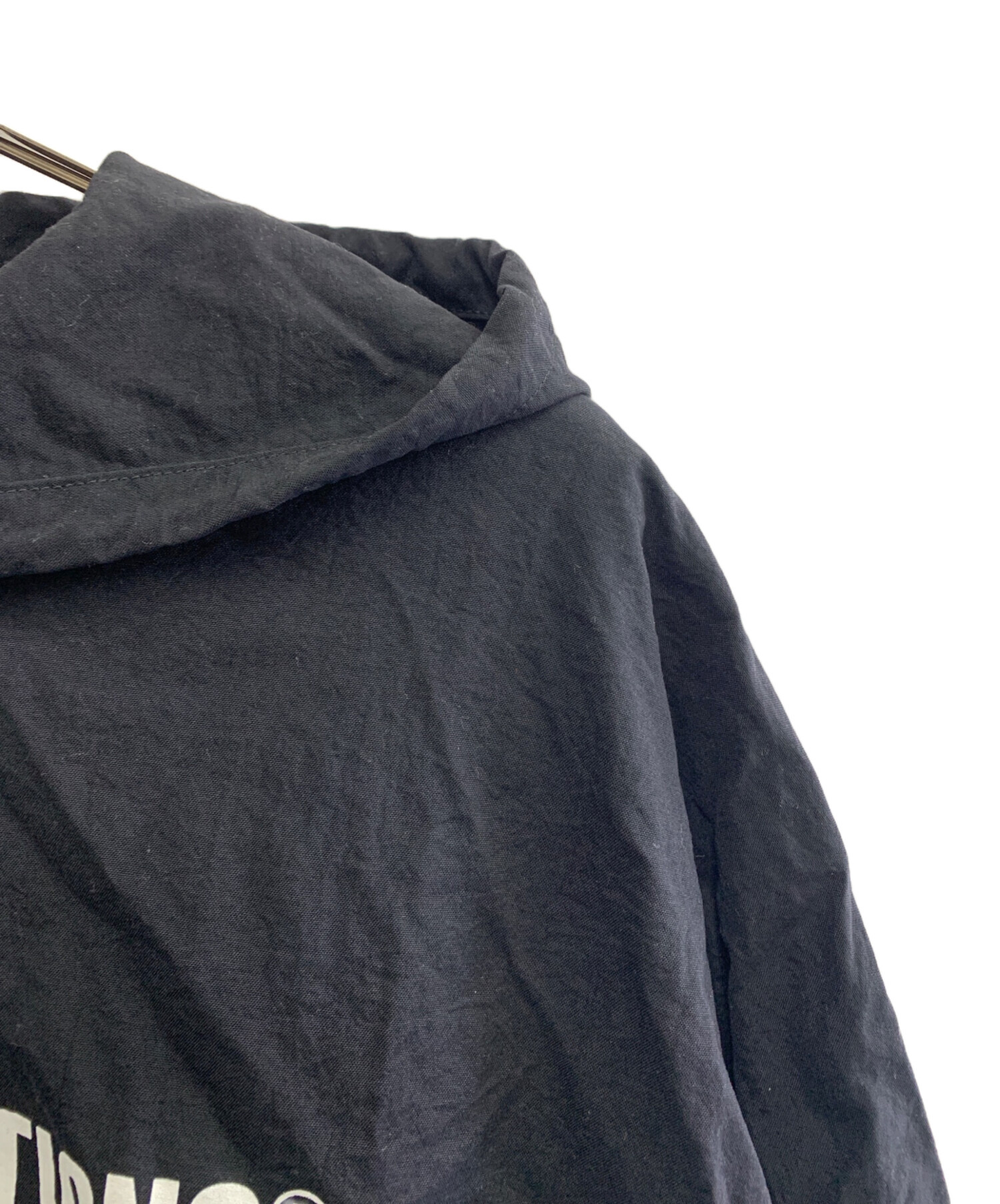 COOTIE PRODUCTIONS フード付きナイロンパーカー COOTIE PRODUCTIONS フード付きナイロンパーカー - メルカリ