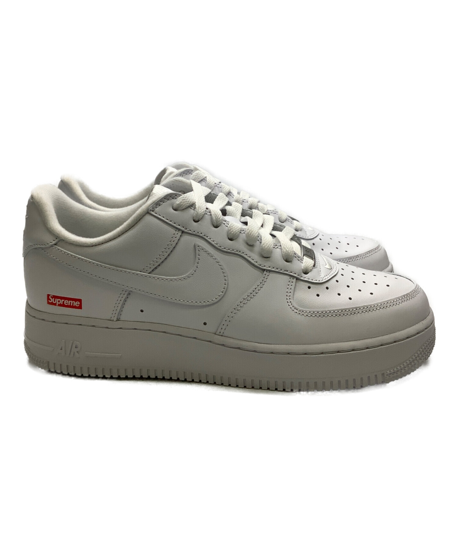 Supreme ロゴ入り ホワイトスニーカー 中古・古着通販】NIKE (ナイキ) SUPREME (シュプリーム) NIKE×Supreme