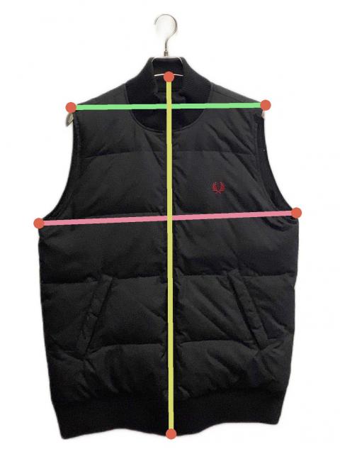 FRED PERRY ダウンベスト 中古・古着通販】FRED PERRY (フレッドペリー) FRED PERRY ブラック