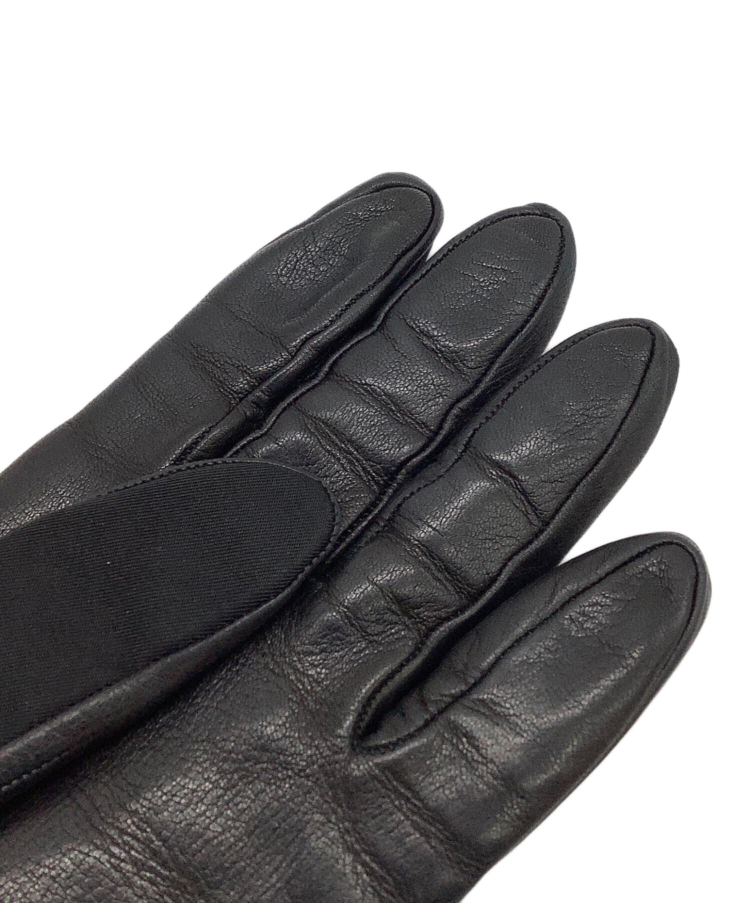 プラダ グローブ アーカイブ