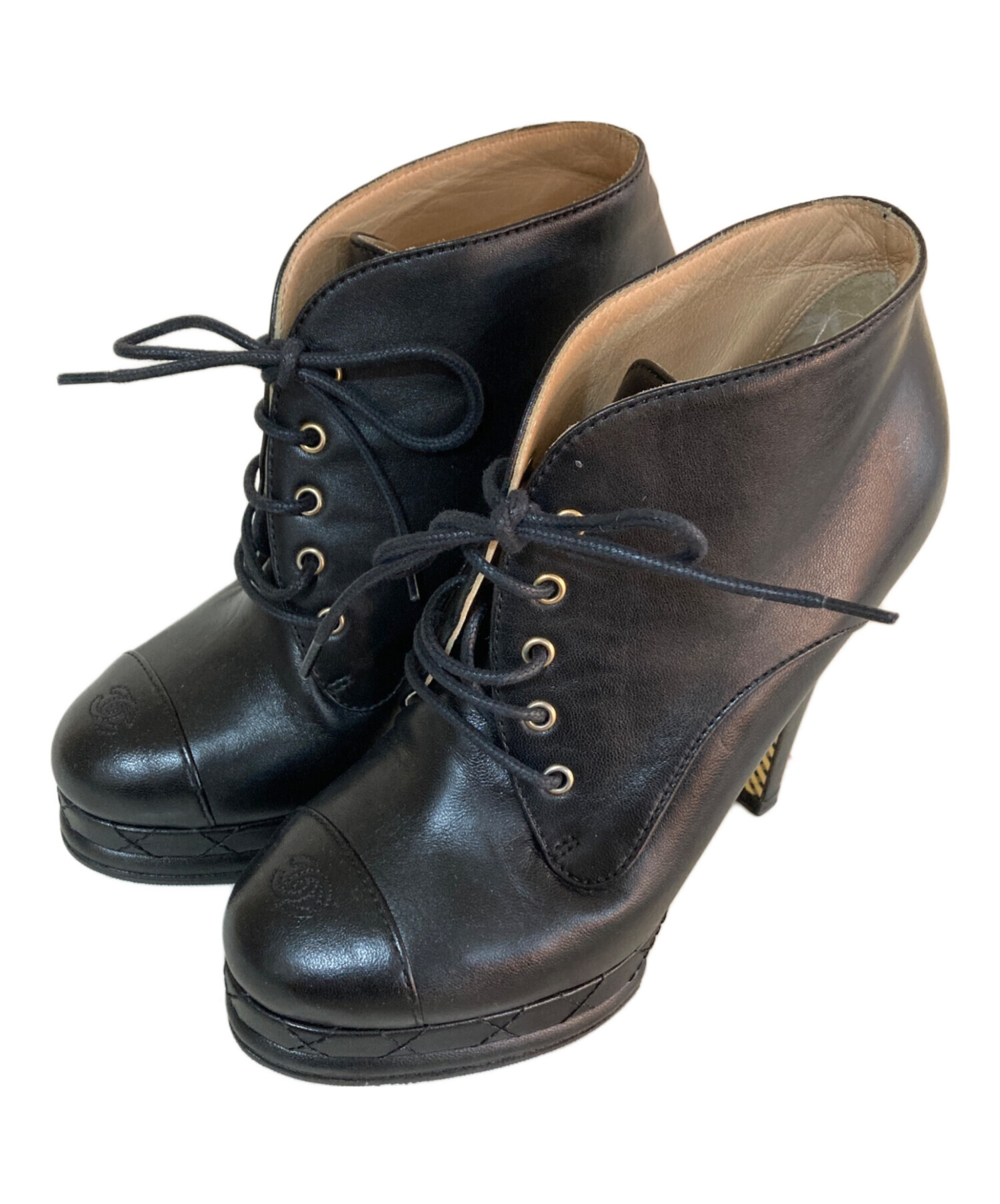 CHANEL レースアップシューズ 35 1/2 ブラック パテントレザー#人気のココマーク入パールヒール '16年商品 CHANEL ⁄ シャネル | バイカラー レースアップ ピンヒールパンプス