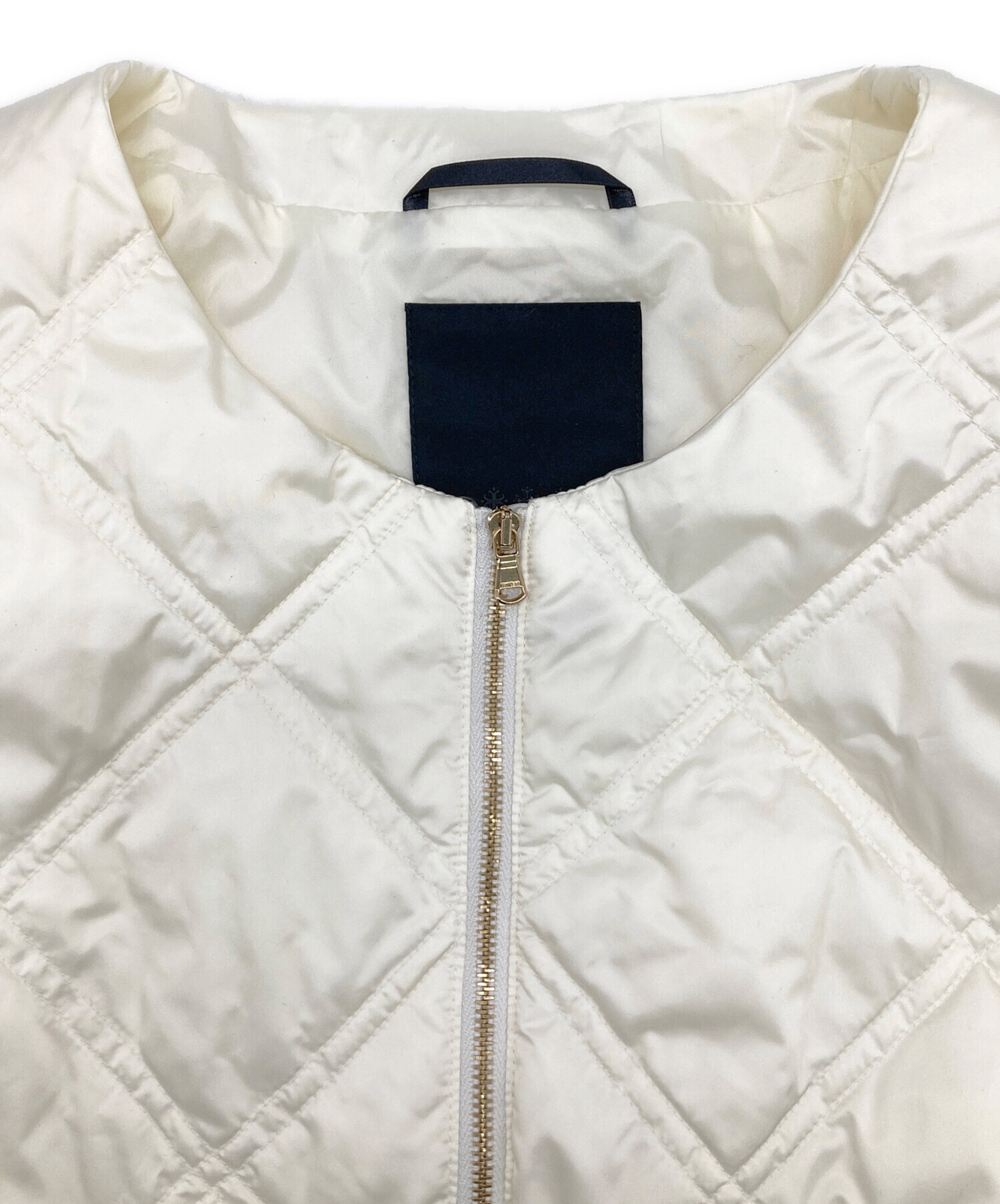 美品 TATRAS タトラス PRE ダウンジャケット ノーカラー キルティング TATRAS タトラス ダウンジャケット NOKO ノコ LJXA0027013588