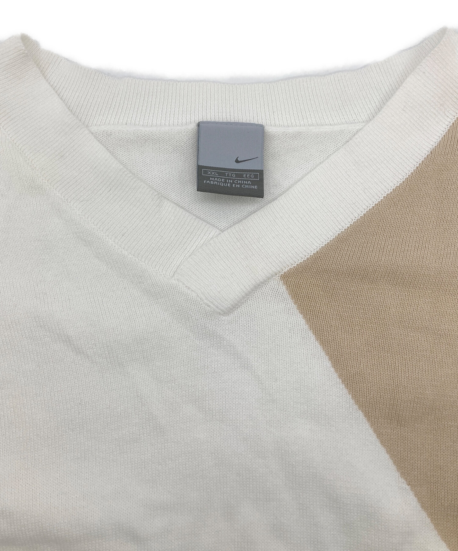 中古・古着通販】NIKE (ナイキ) Vネックニット ベージュ×ホワイト 