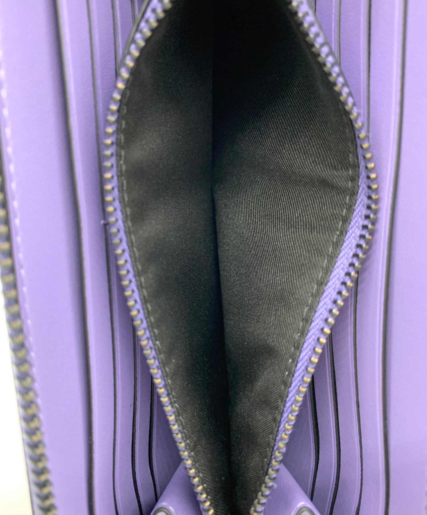 中古・古着通販】COACH (コーチ) ラウンドファスナー財布 ラベンダー