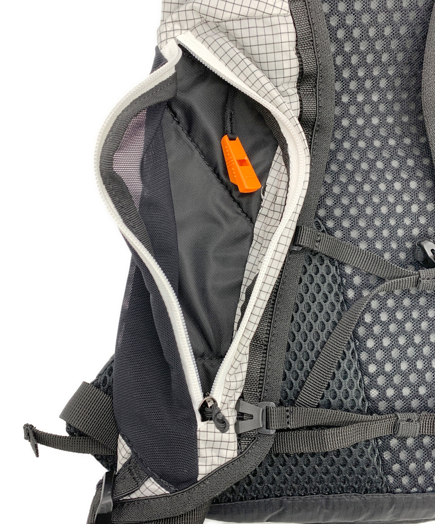 中古・古着通販】SALOMON (サロモン) リュック ホワイト×ブラック 