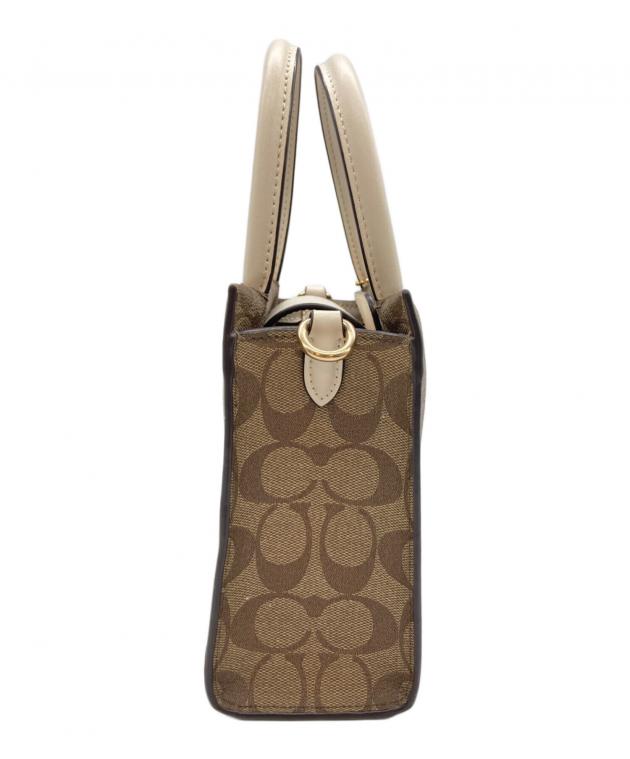 【中古】COACH ミニキャリークロスボディ シグネチャー ブラウン×ホワイト×PVCレザー A2439-5693 COACH（コーチ） ハンド・トートバッグ シグネチャーミニキャリー