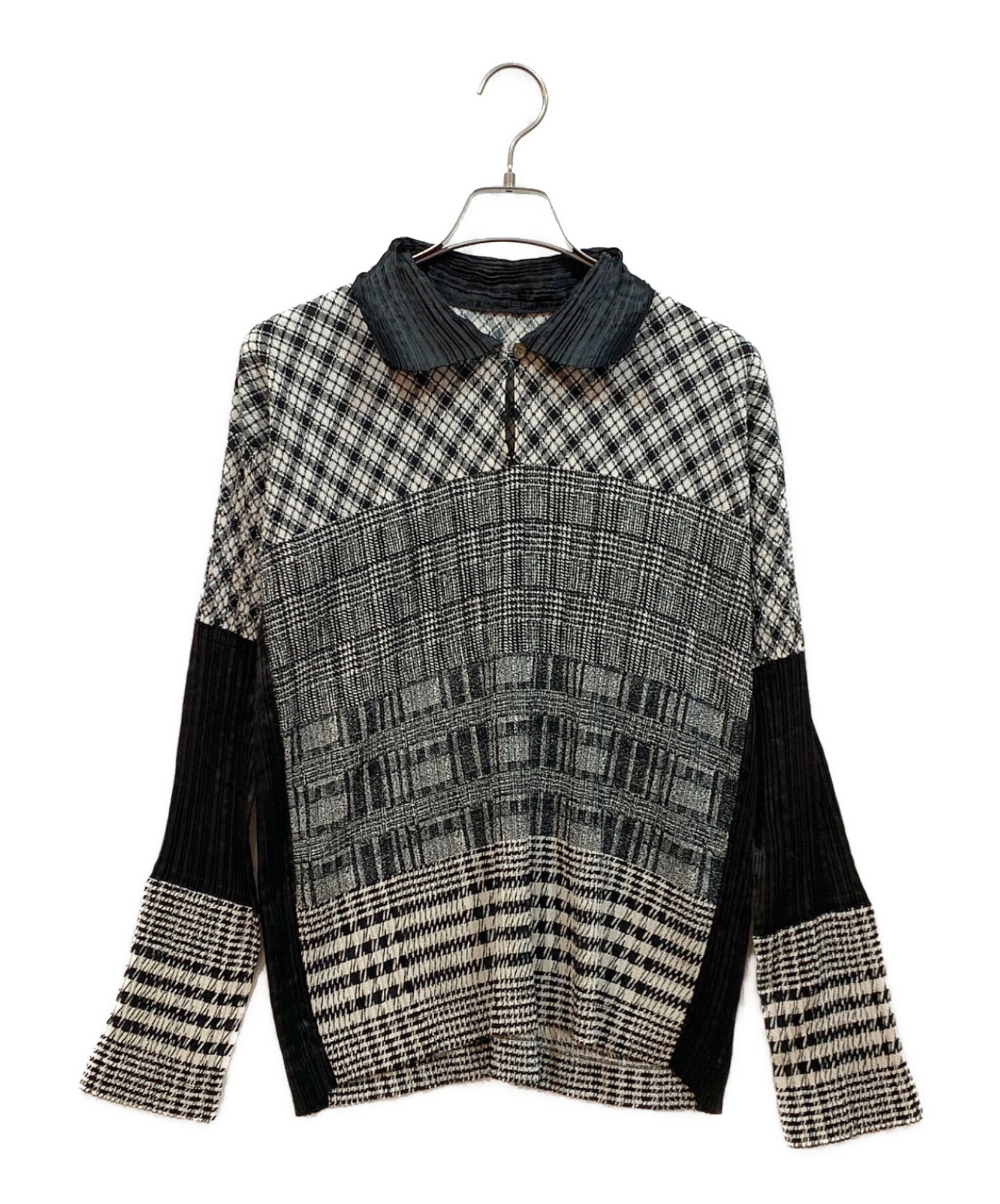 希少イッセイ ミヤケ　プリーツトップス　変形　切り替え　ドッキング　一点物 イッセイミヤケ ISSEY MIYAKE 変形プリーツ カットソー ブラウス