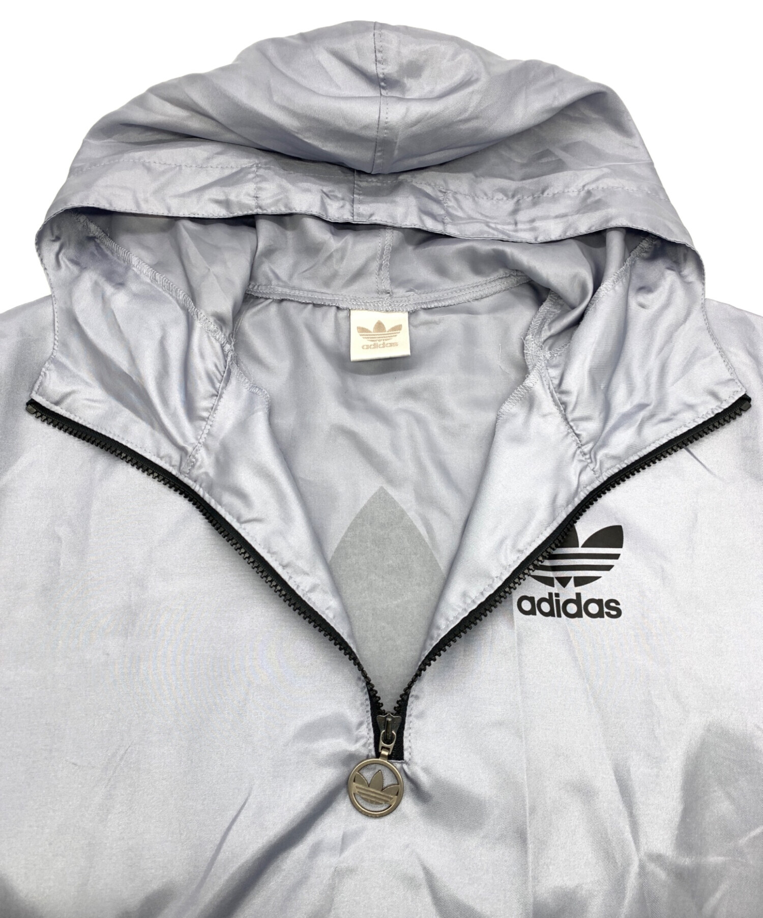 adidas フード付きグレージャケット サイズSです 中古・古着通販】adidas (アディダス) ナイロンジャケット グレー