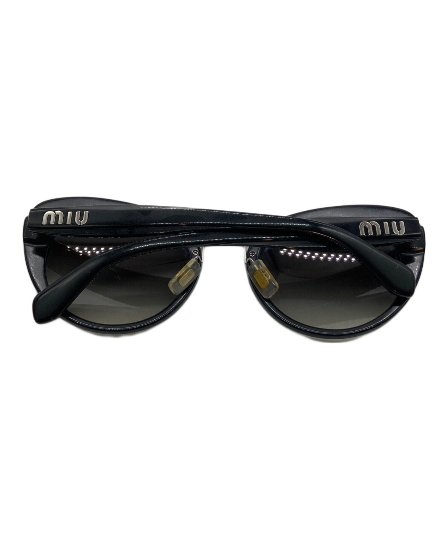 ミュウ ミュウ Miu Miu サングラス 衣料品 メタル / プラスチック レディース ブラック系 / シルバー系 SMU59U 【中古】 MIU MIU - ミュウ ミュウ ロゴ サングラス レディース 【中古】の通販