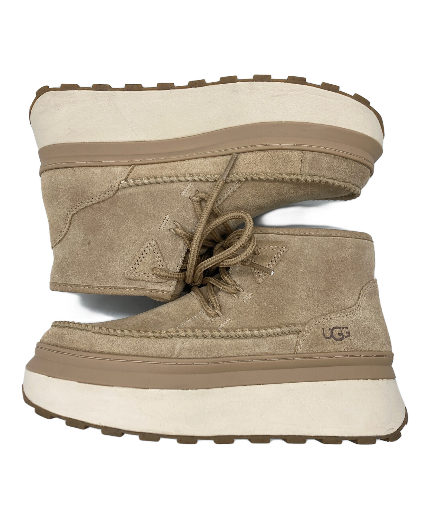 UGG ベージュ 厚底ショートブーツ UGGの人気厚底ショートブーツに柔らかな“ベージュカラー”の新色