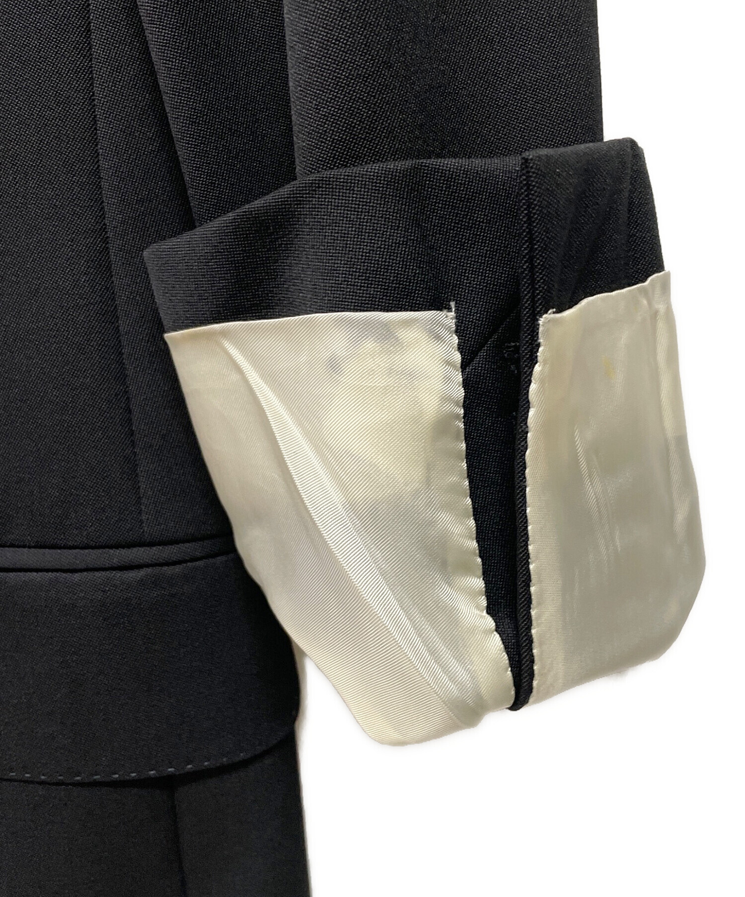 中古・古着通販】GUCCI (グッチ) ウールジャケット ブラック サイズ:46