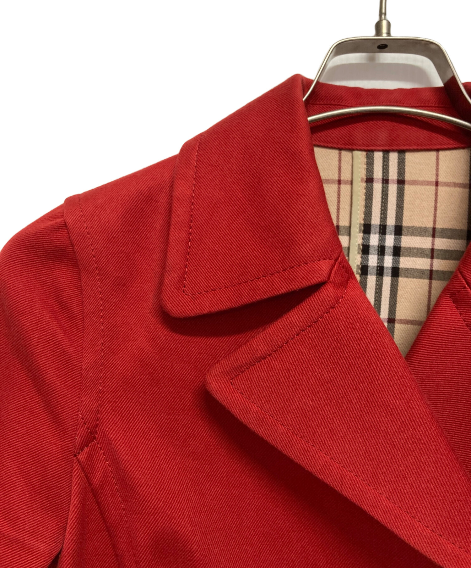 BURBERRY BLUE LABEL 赤いコート 38サイズ 中古・古着通販】BURBERRY BLUE LABEL (バーバリーロンドンブルー