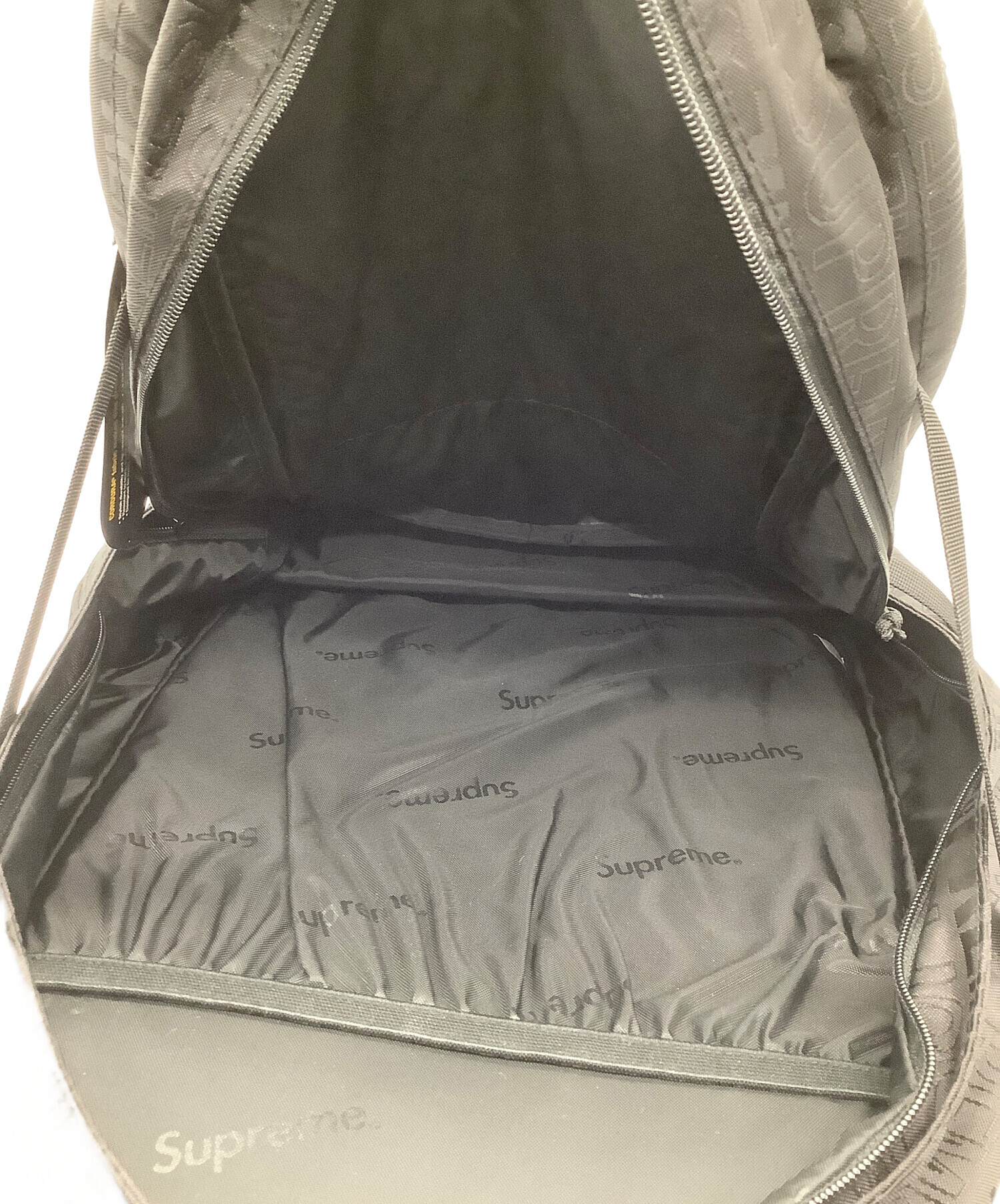 ストゥーカスさん！supreme 新品未使用 バックパック 中古・古着通販】Supreme (シュプリーム) リュック ブラック｜ブランド