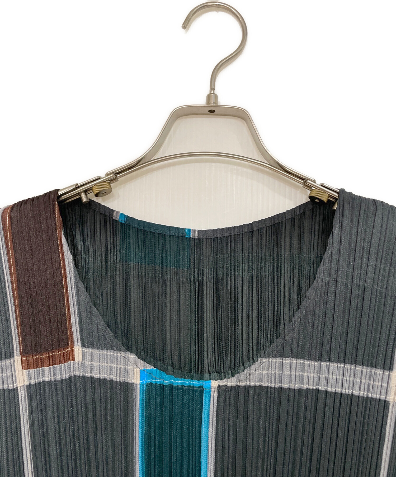 PLEATS PLEASE ノースリーブブラウス グリーン 中古・古着通販】PLEATS PLEASE (プリーツプリーズ) ノースリーブ