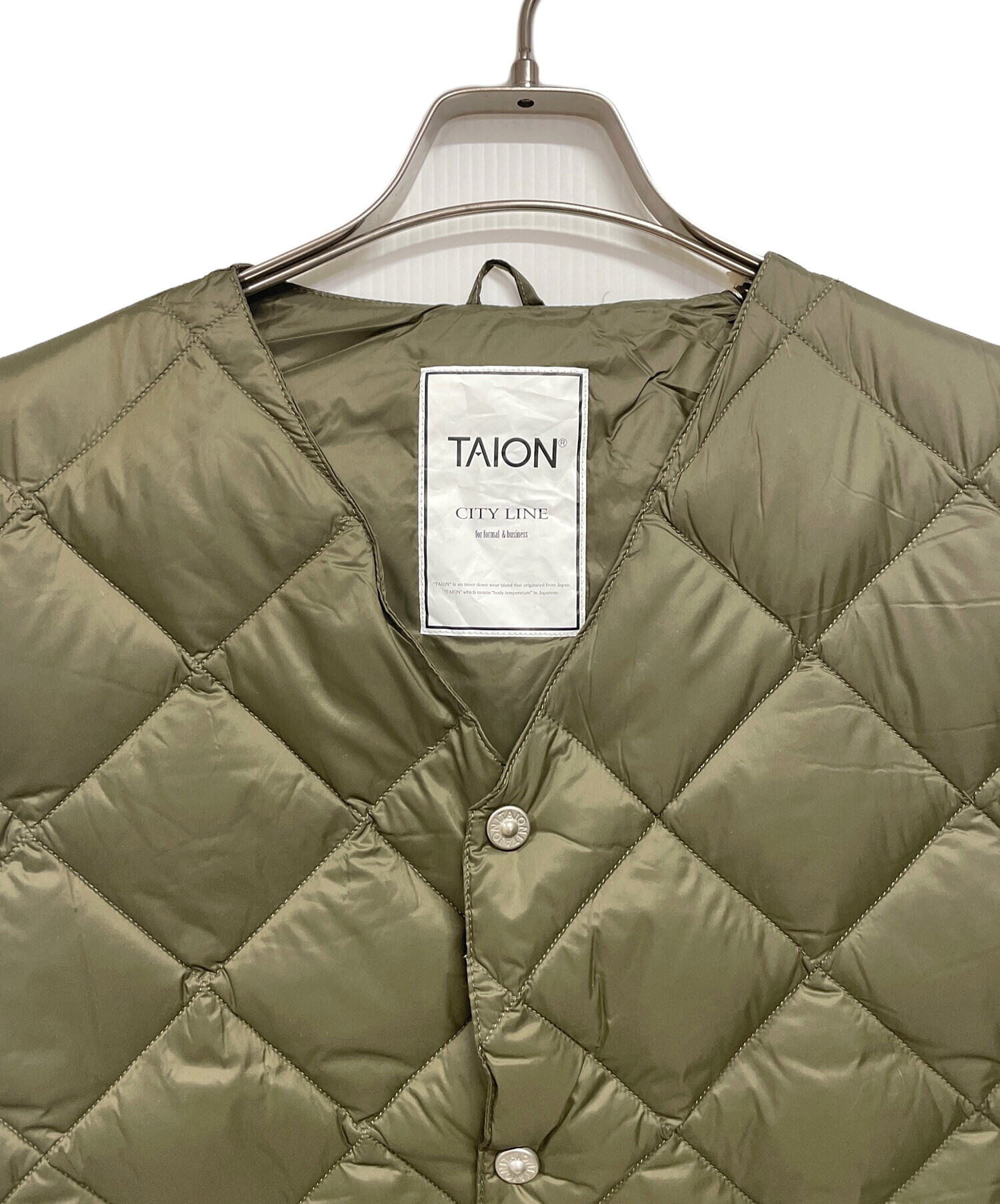 中古・古着通販】TAION (タイオン) Vネック ダウンベスト オリーブ 