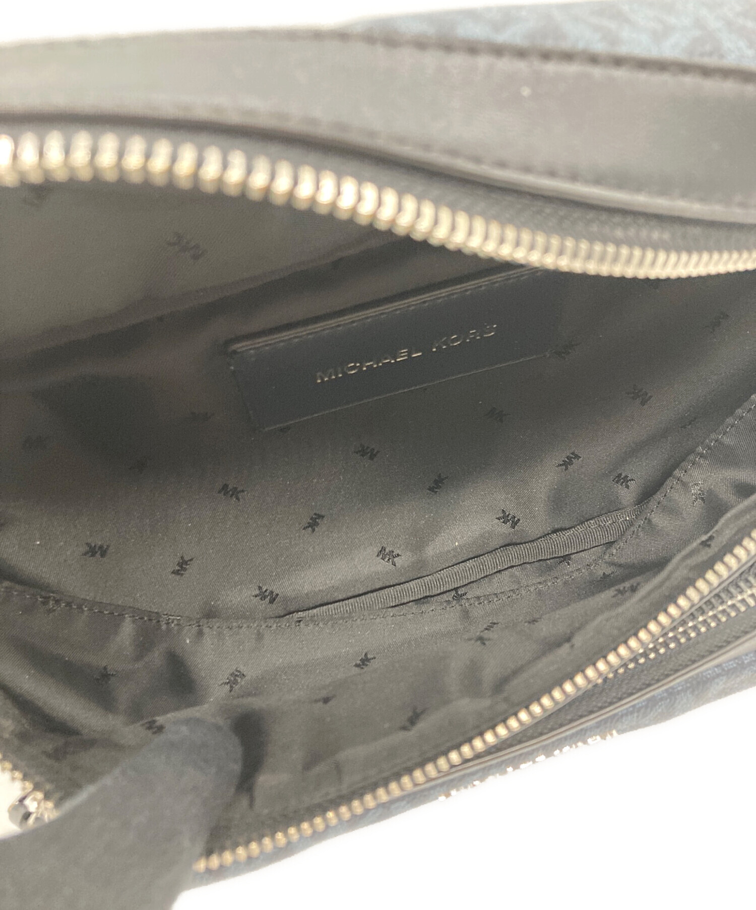 中古・古着通販】MICHAEL KORS (マイケル・コース) ボディーバッグ