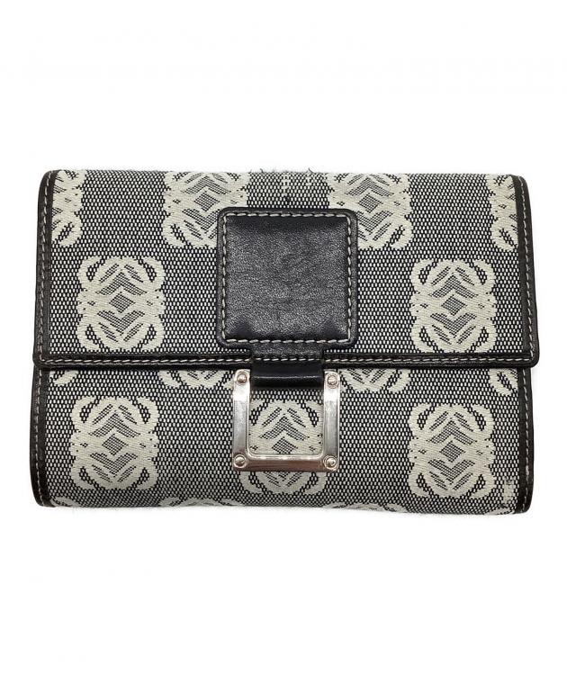 LOEWE グレー 二つ折り財布 中古・古着通販】LOEWE (ロエベ) 3つ折り財布 グレー｜ブランド・古着