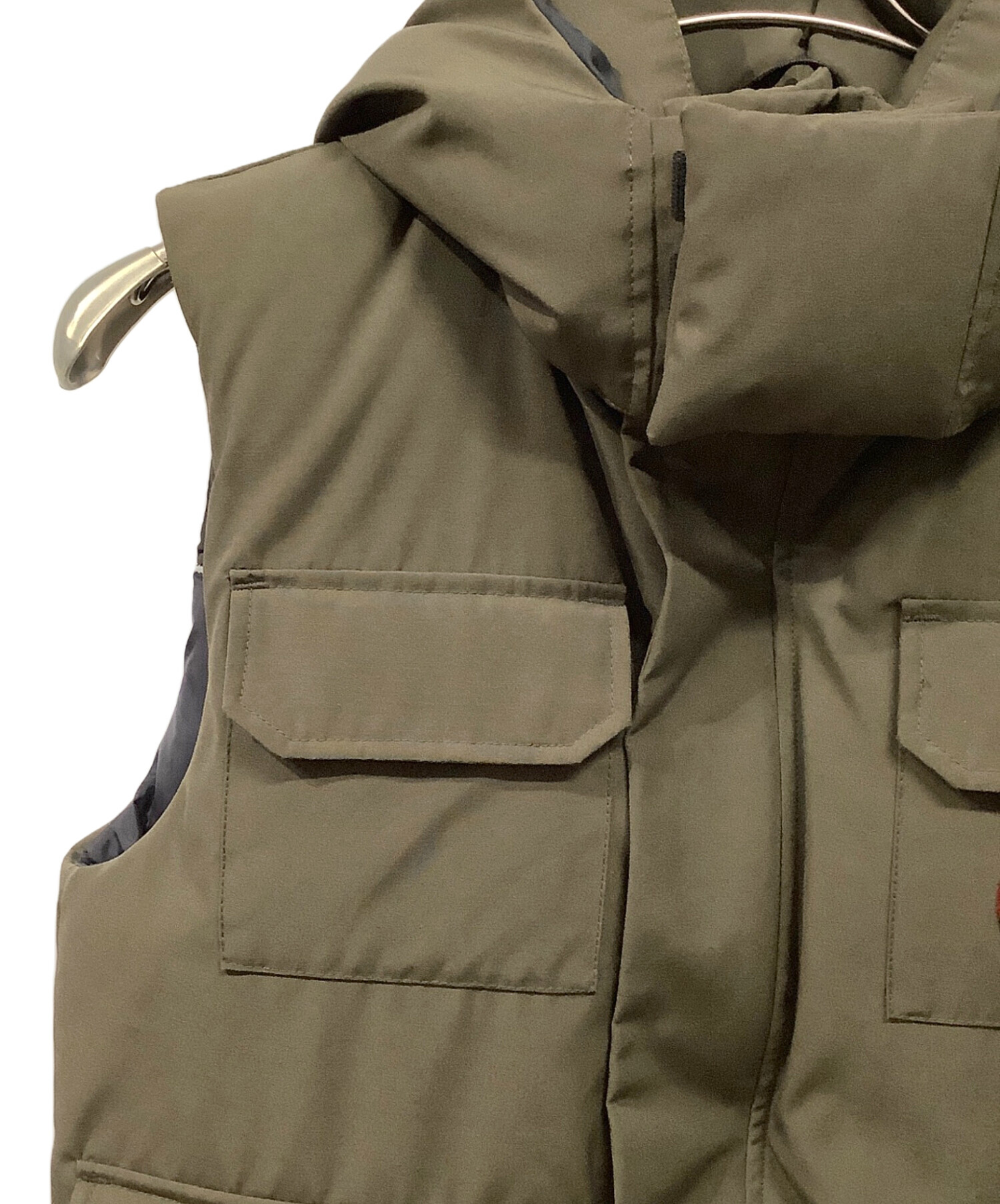中古・古着通販】CANADA GOOSE (カナダグース) ダウンベスト オリーブ