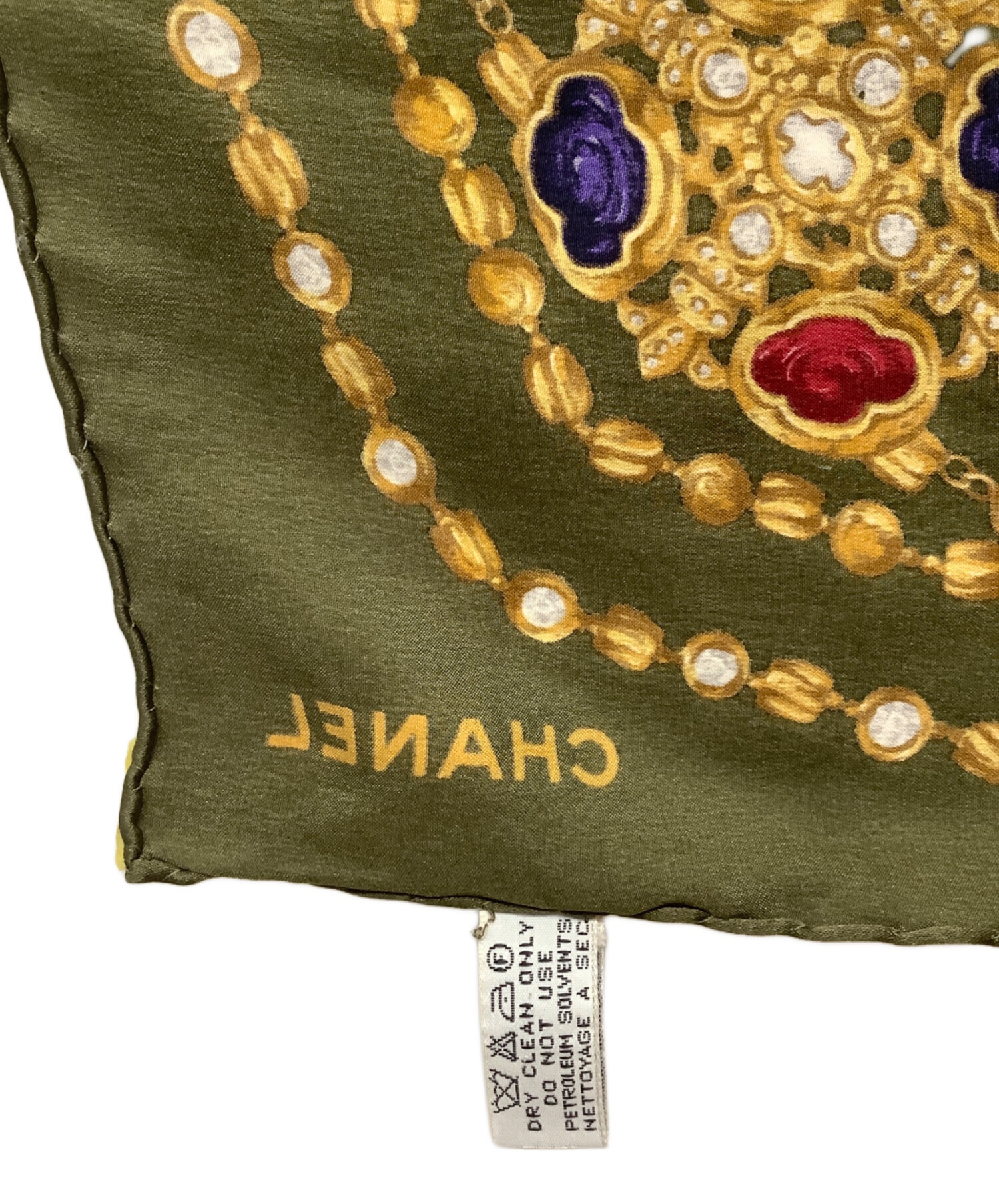 シャネル CHANEL シルクスカーフ 中古美品 楽天市場】【中古】｜CHANEL シャネル スカーフ マトラッセ柄 シルク