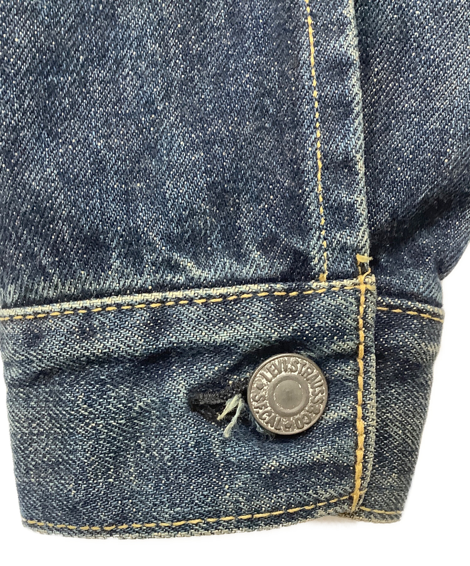 Levi's ダークブルーデニムジャケット　サイズ36 USA製 中古・古着通販】LEVI'S (リーバイス) デニムジャケット ネイビー