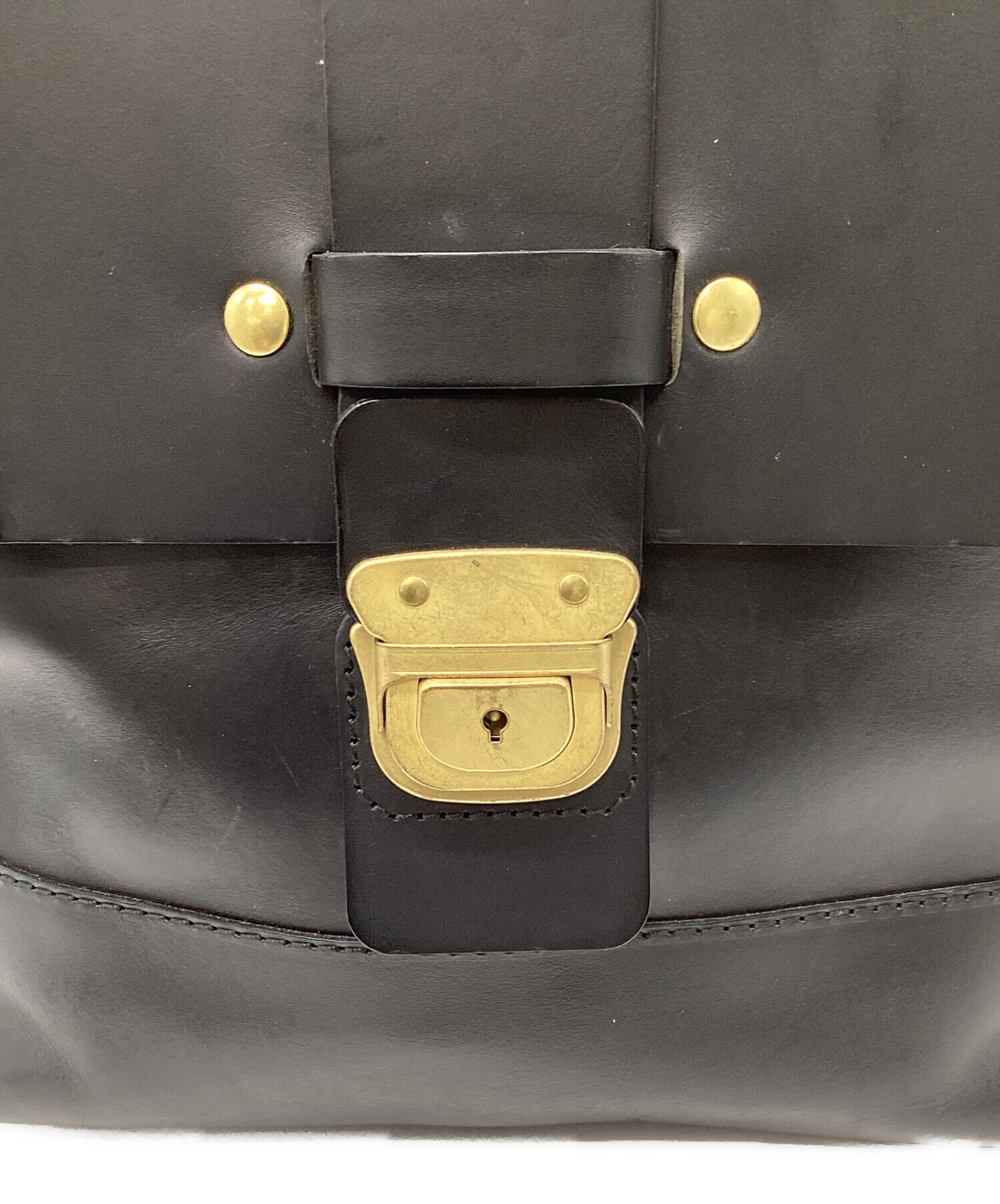 中古・古着通販】Herz (ヘルツ) 一本ベルトの錠前リュック ブラック