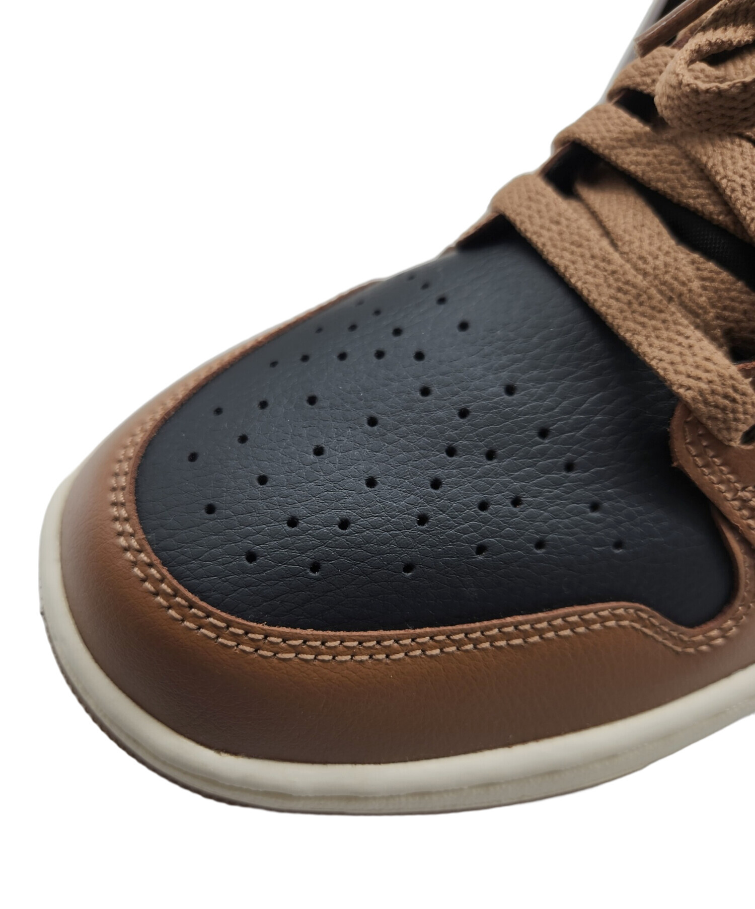 中古・古着通販】NIKE (ナイキ) ローカットスニーカー ブラウン