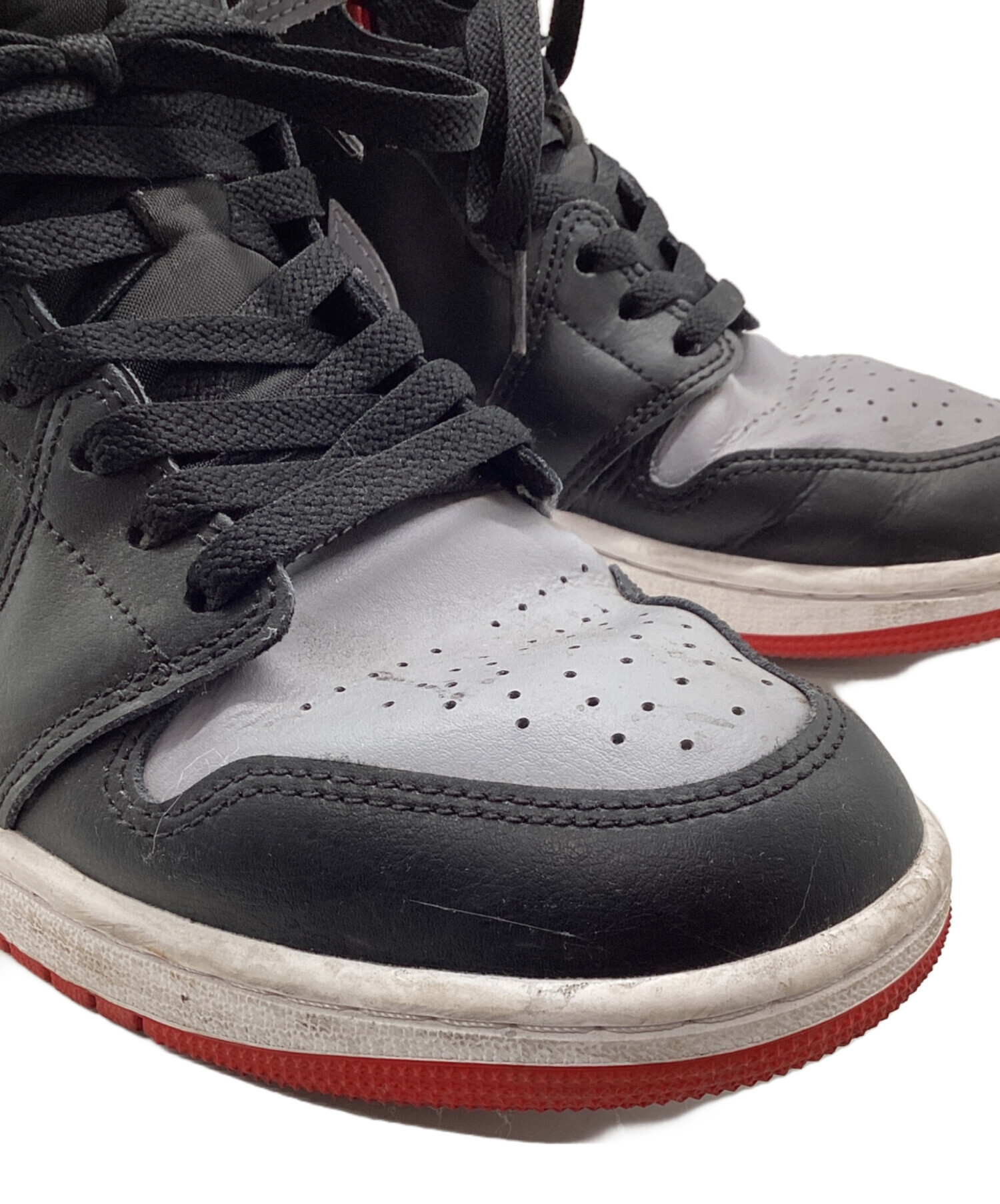 中古・古着通販】NIKE (ナイキ) ハイカットスニーカー グレー×レッド 