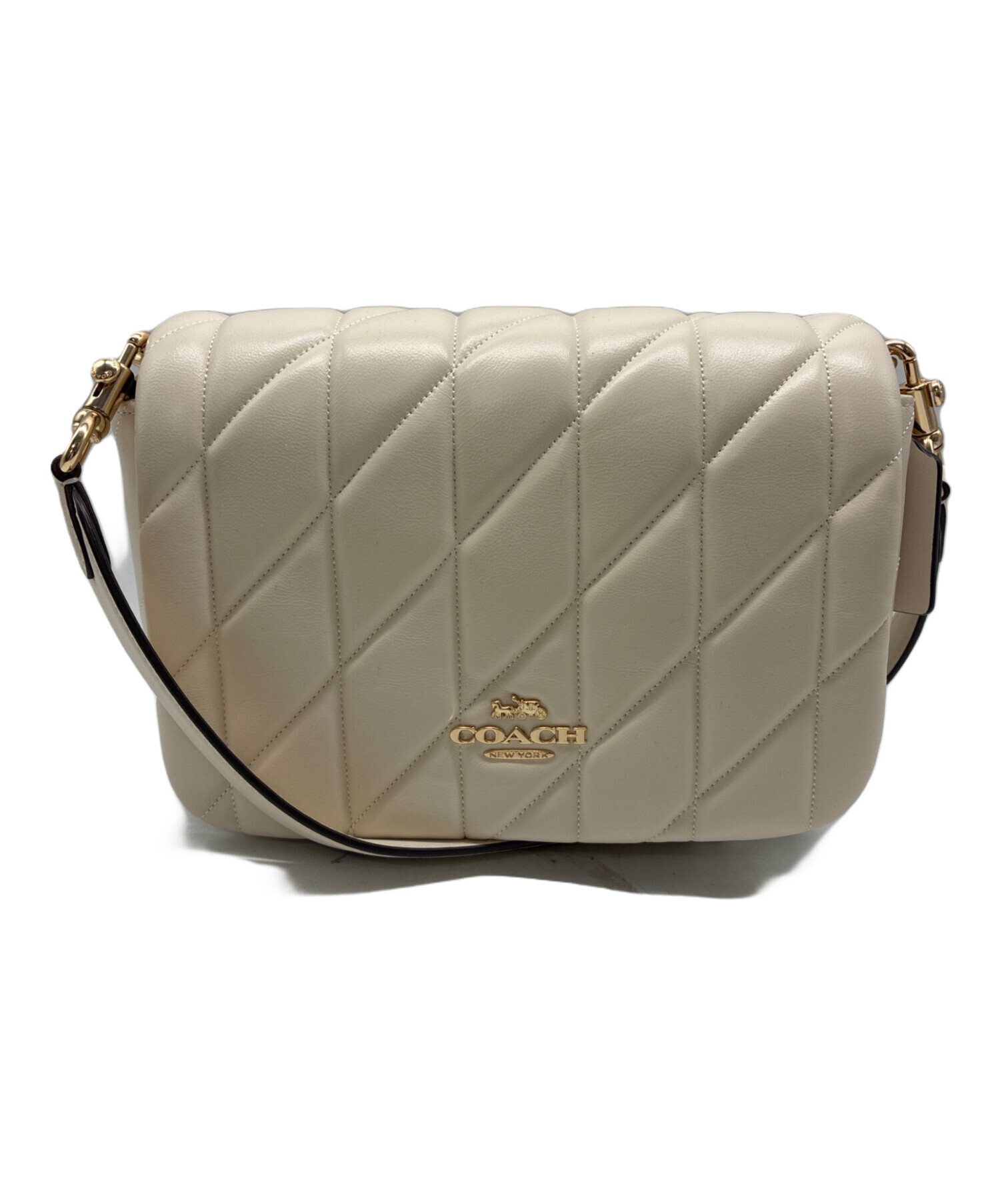 COACH アイボリー キルティング ショルダーバッグ【美品】 中古・古着通販】COACH (コーチ) クイン バッグ・キルティング