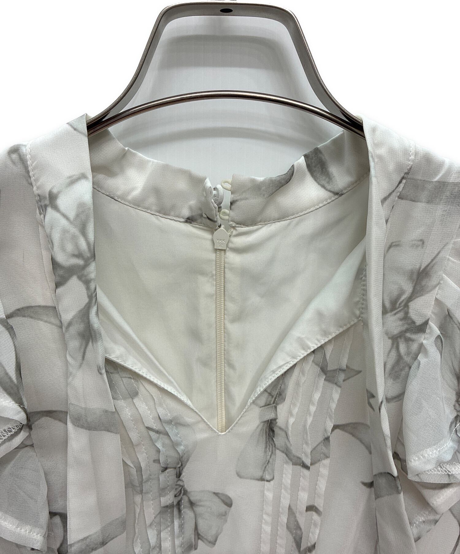 中古・古着通販】rose muse (ロゼミューズ) ribbon pattern pleated
