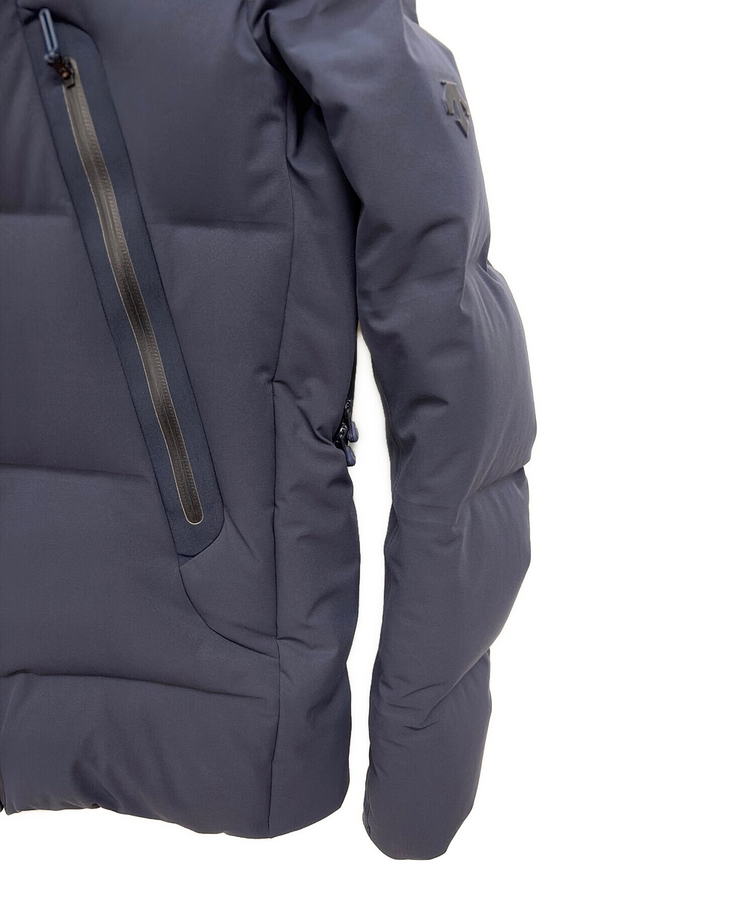 美品・DESCENTE GOLF ネイビー ダウンジャケット 中古・古着通販】Descente ALLTERRAIN (デザイント オルテライン