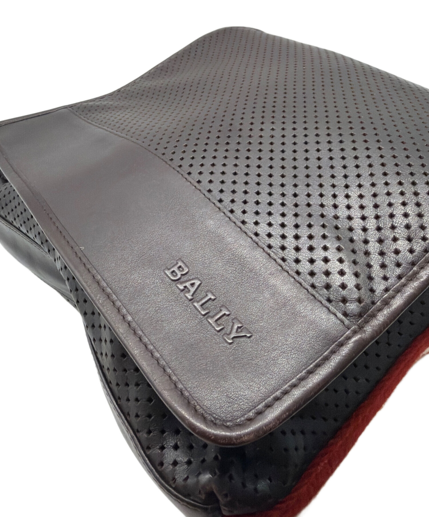 中古・古着通販】BALLY (バリー) パンチングレザーショルダーバッグ
