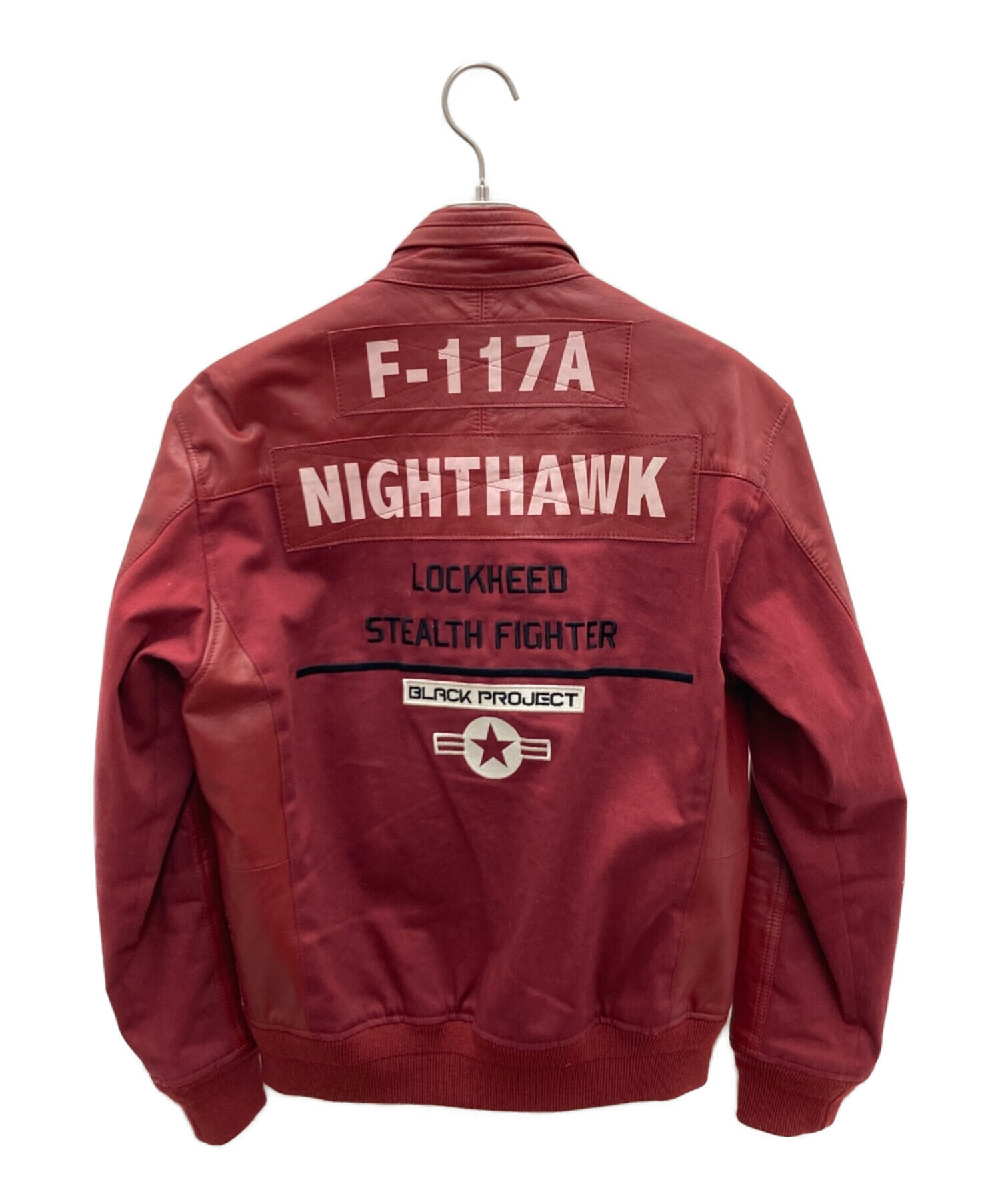 アヴィレックス 赤 レザージャケット M アヴィレックス 赤 レザージャケット M