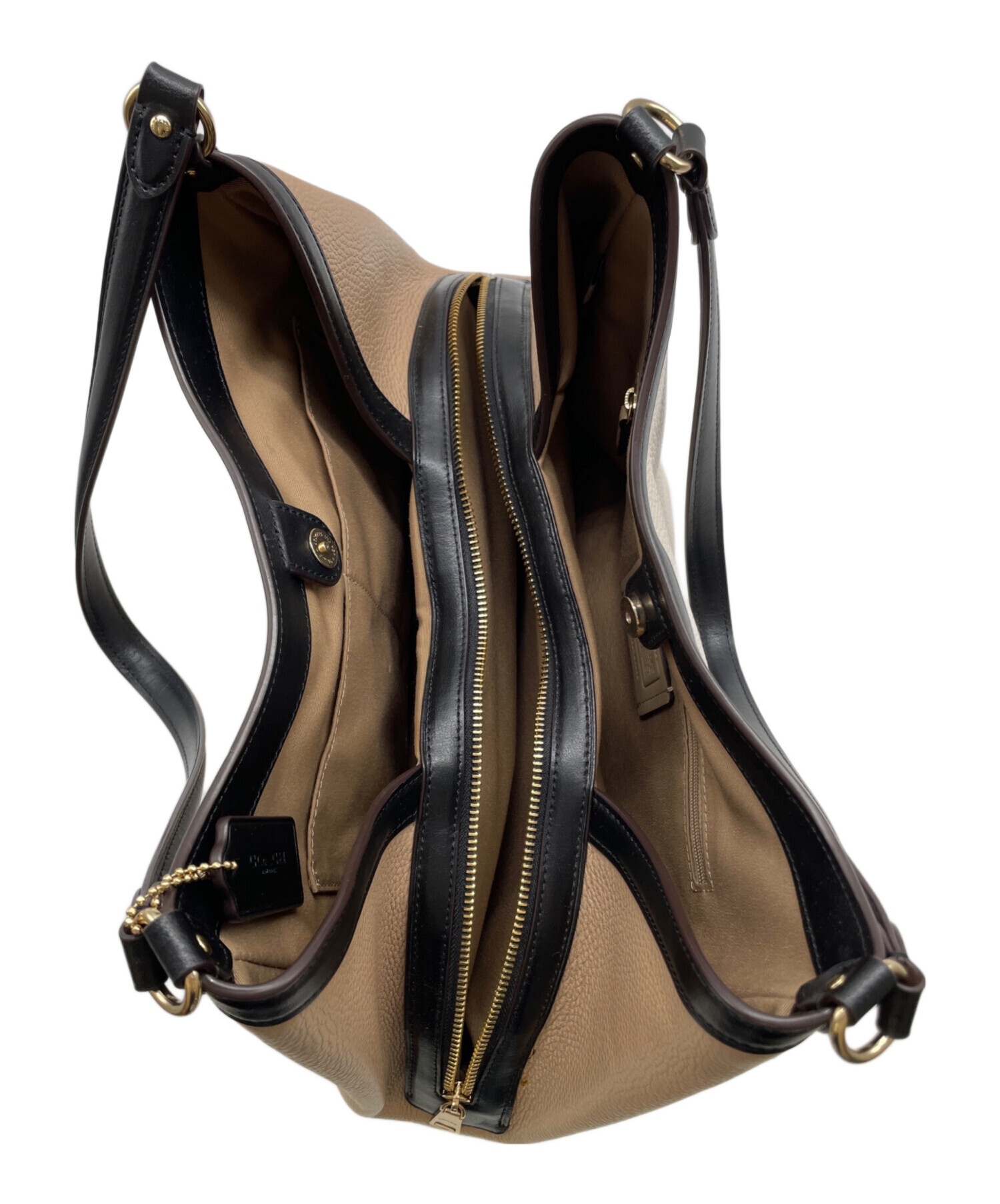 ☆新品・未使用☆ COACH シボ革 ボディバッグ アイボリー COACH】コーチ公式オンラインストア