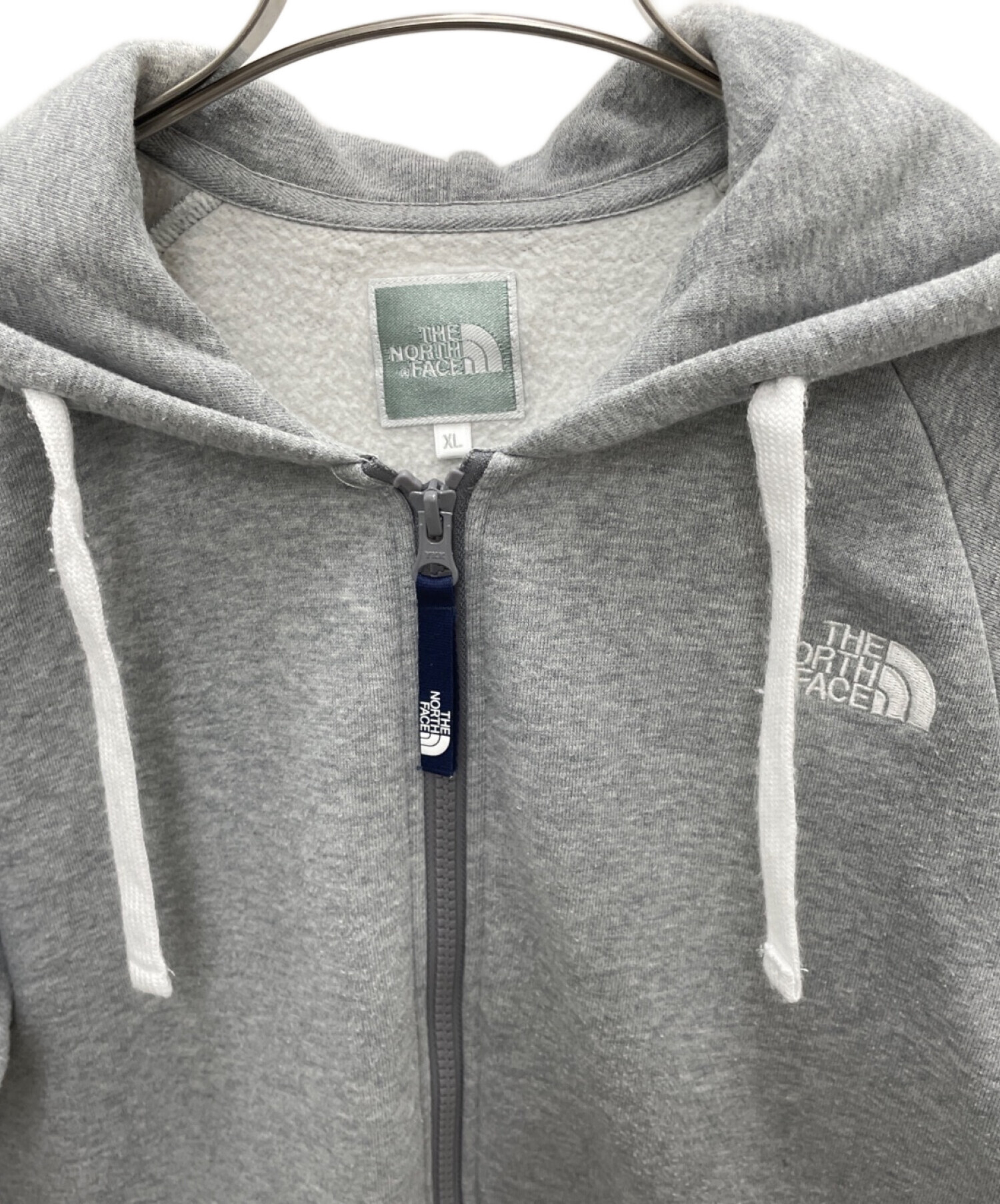 【中古】THE NORTH FACE グレー パーカー 中古・古着通販】THE NORTH FACE (ザ ノース フェイス) ジップパーカー