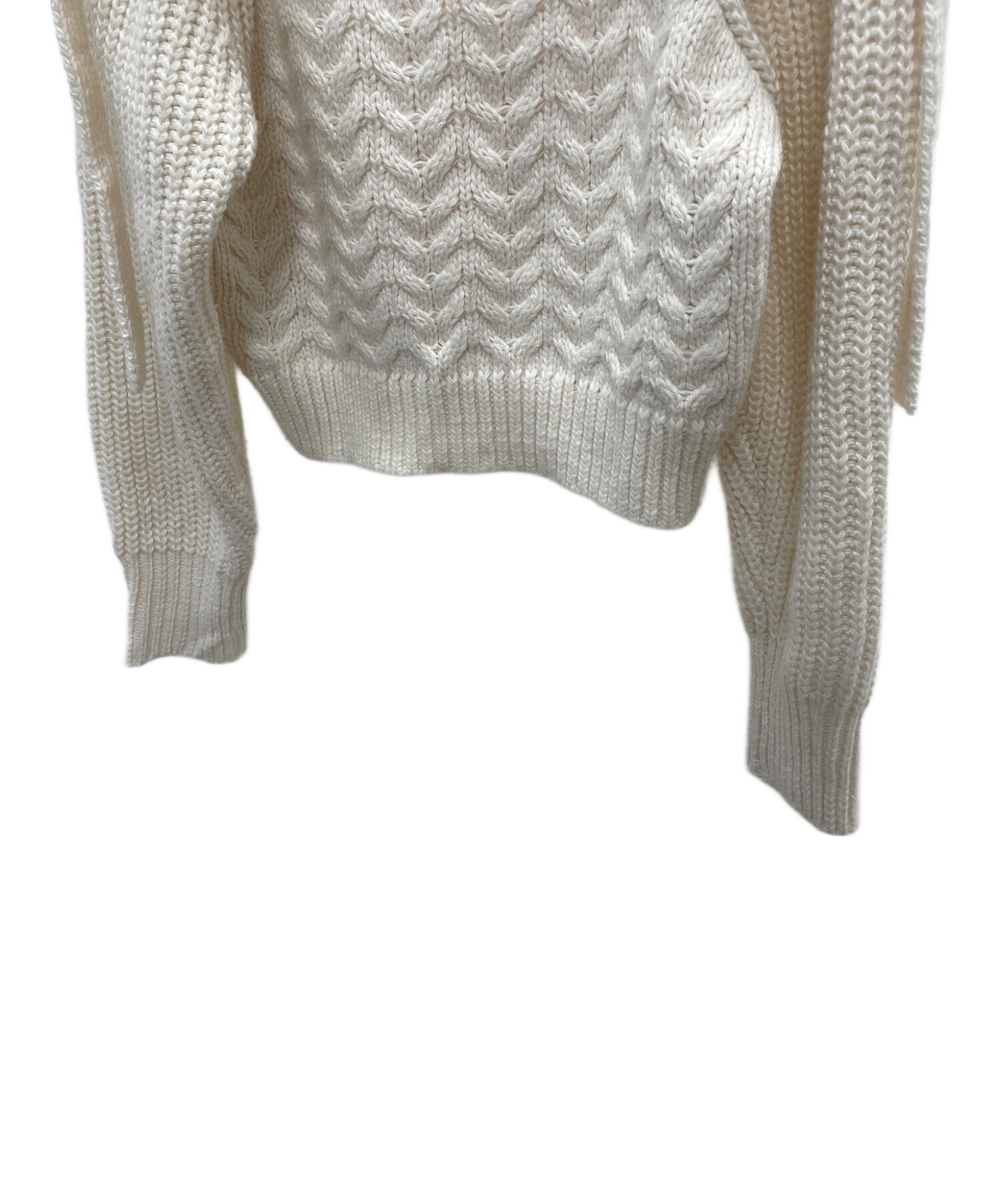 中古・古着通販】Bibiy. (ビビィ) 厚手ニット ホワイト サイズ:Free