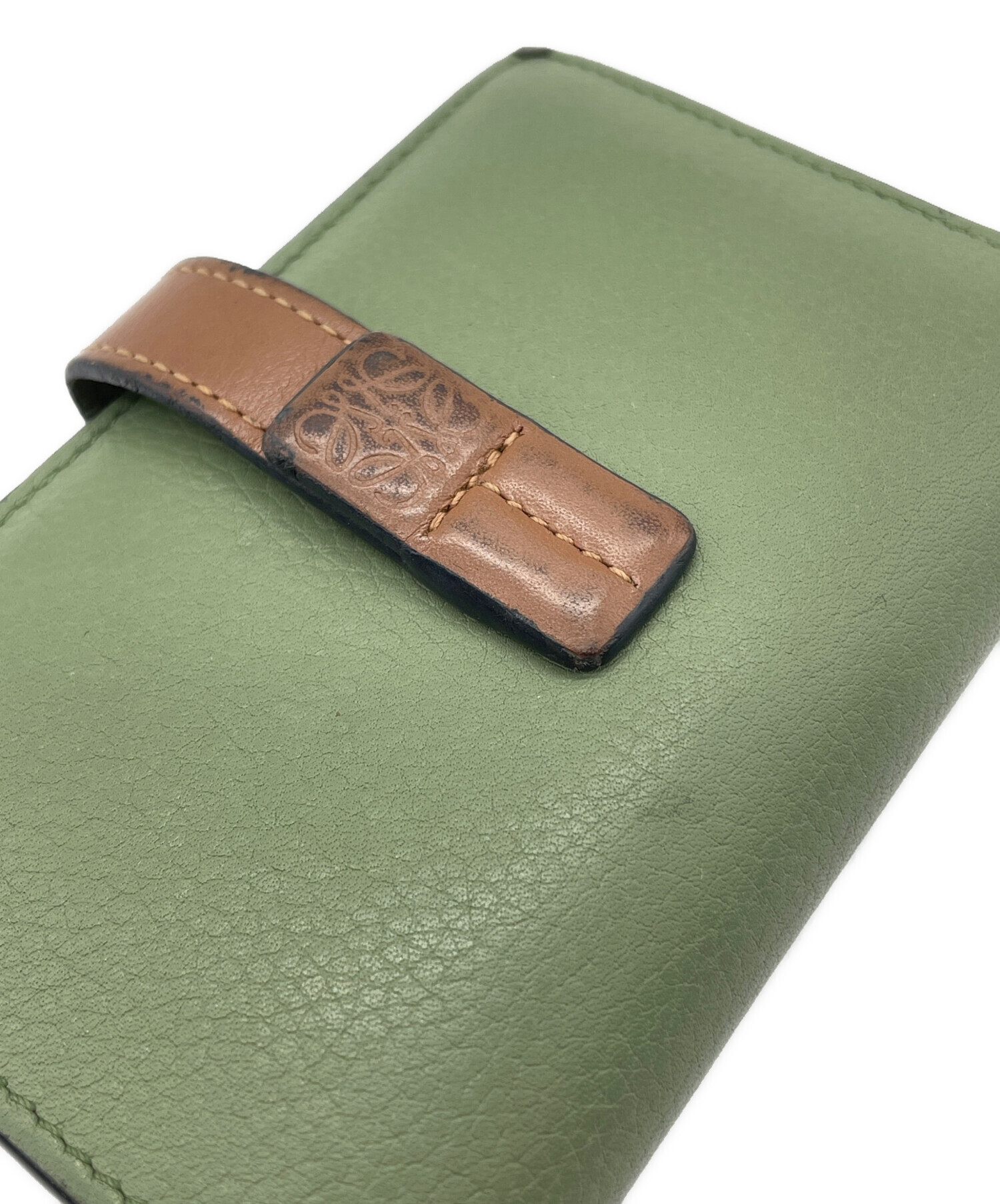 中古・古着通販】LOEWE (ロエベ) 2つ折り財布 グリーン｜ブランド