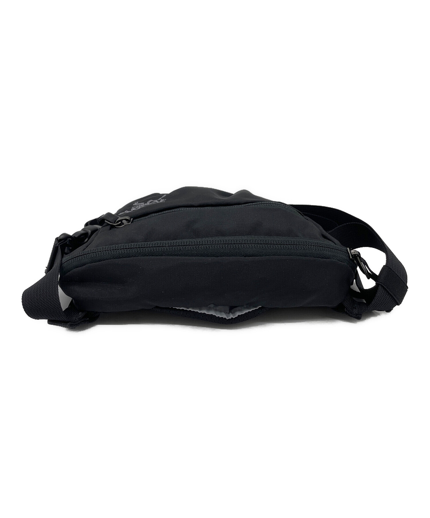 Arc'teryx ウエストポーチ　中古 中古・古着通販】ARC'TERYX (アークテリクス) ウエストポーチ ブラック