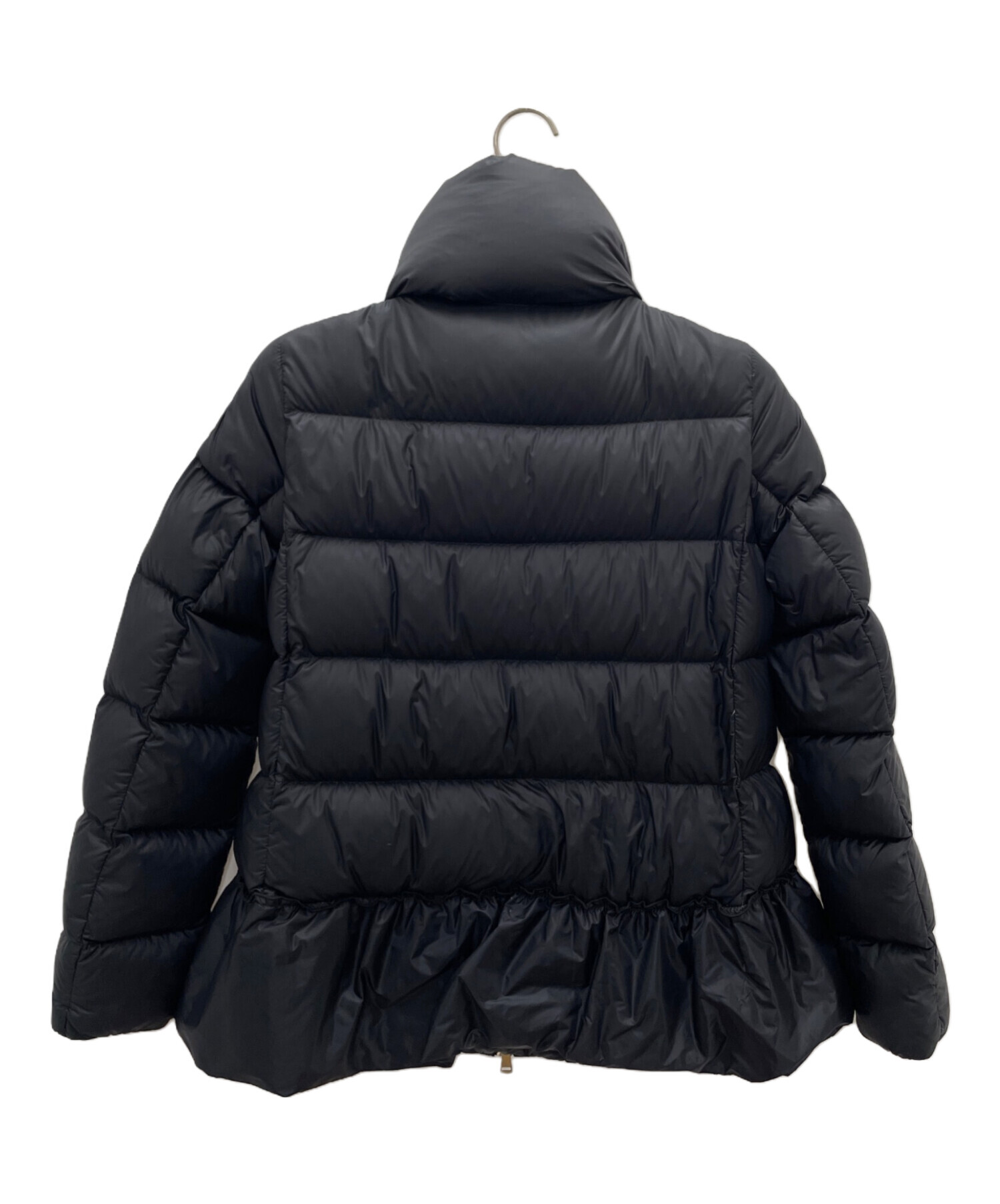 MONCLER ブラック ダウンジャケット 中古・古着通販】MONCLER (モンクレール) ダウンジャケット ブラック