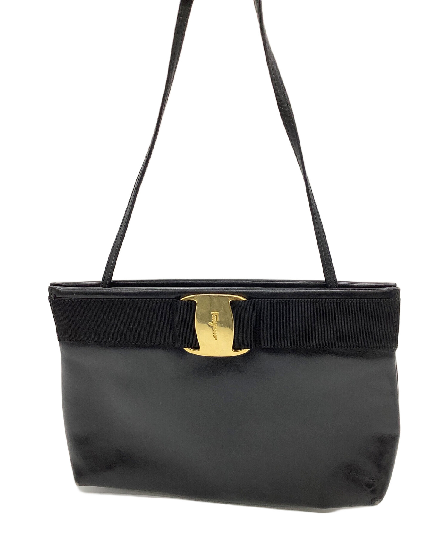 Salvatore Ferragamo ブラック ハンドバッグ 中古・古着通販】Salvatore Ferragamo (サルヴァトーレ フェラガモ