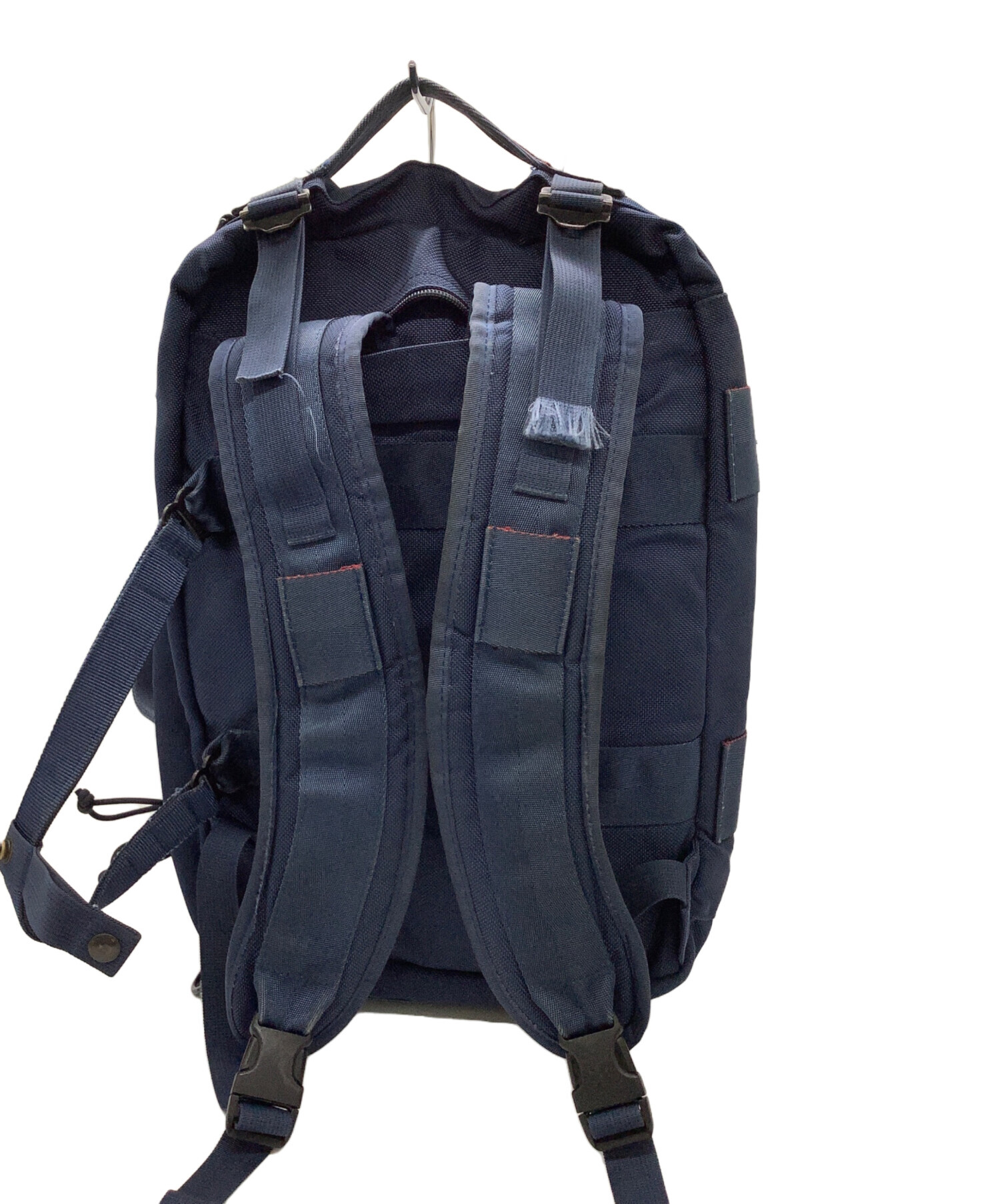 BRIEFING STABLE FLAP リュック ネイビー　ビームス別注 徹底的にご紹介〉旅行も楽チン ｢BRIEFING｣｜ビームス 千葉｜BEAMS