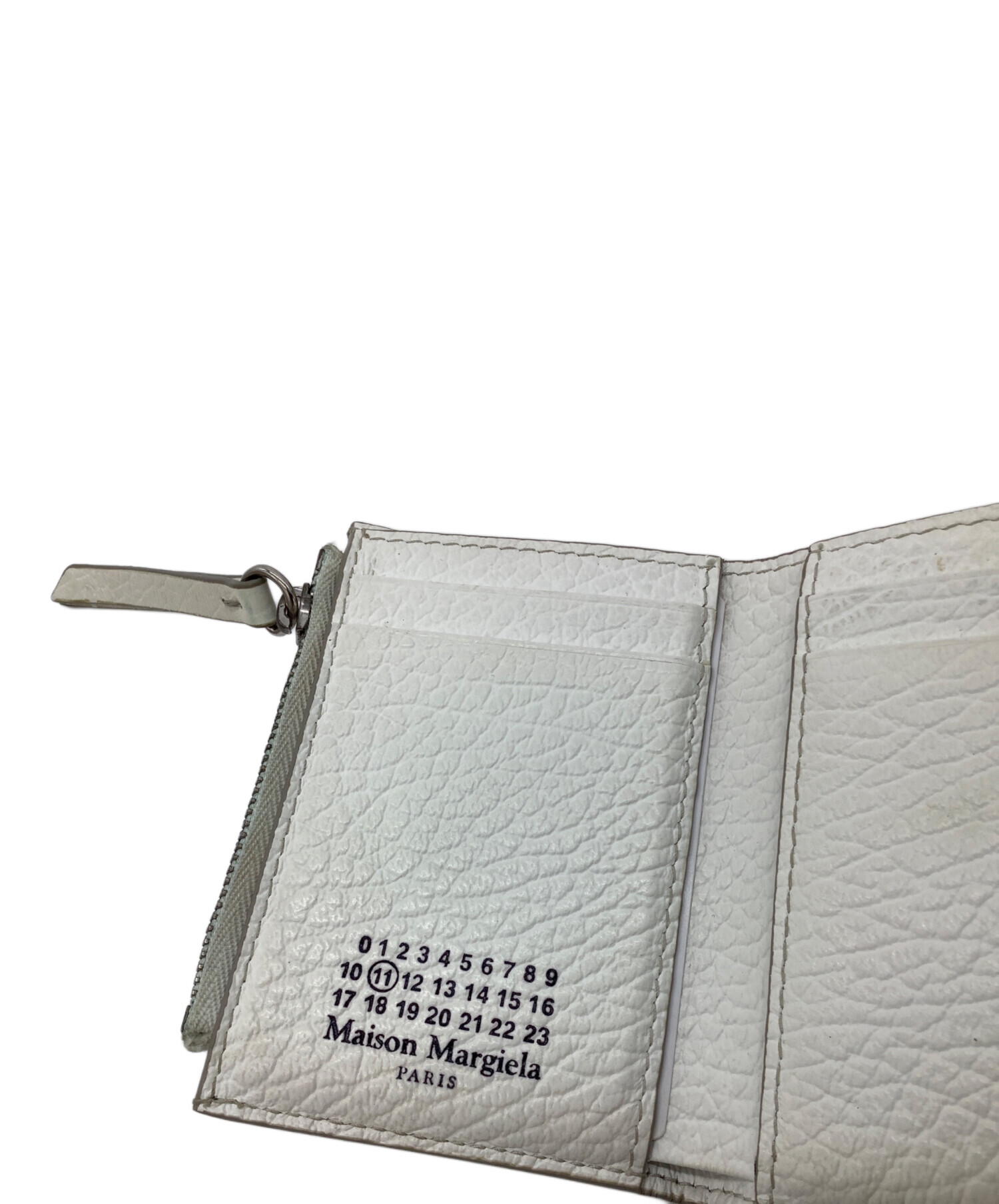 ホワイトレザー 三つ折り財布　メゾンマルジェラ メゾン マルジェラ Maison Margiela 三つ折りミニ財布 牛革 ホワイト