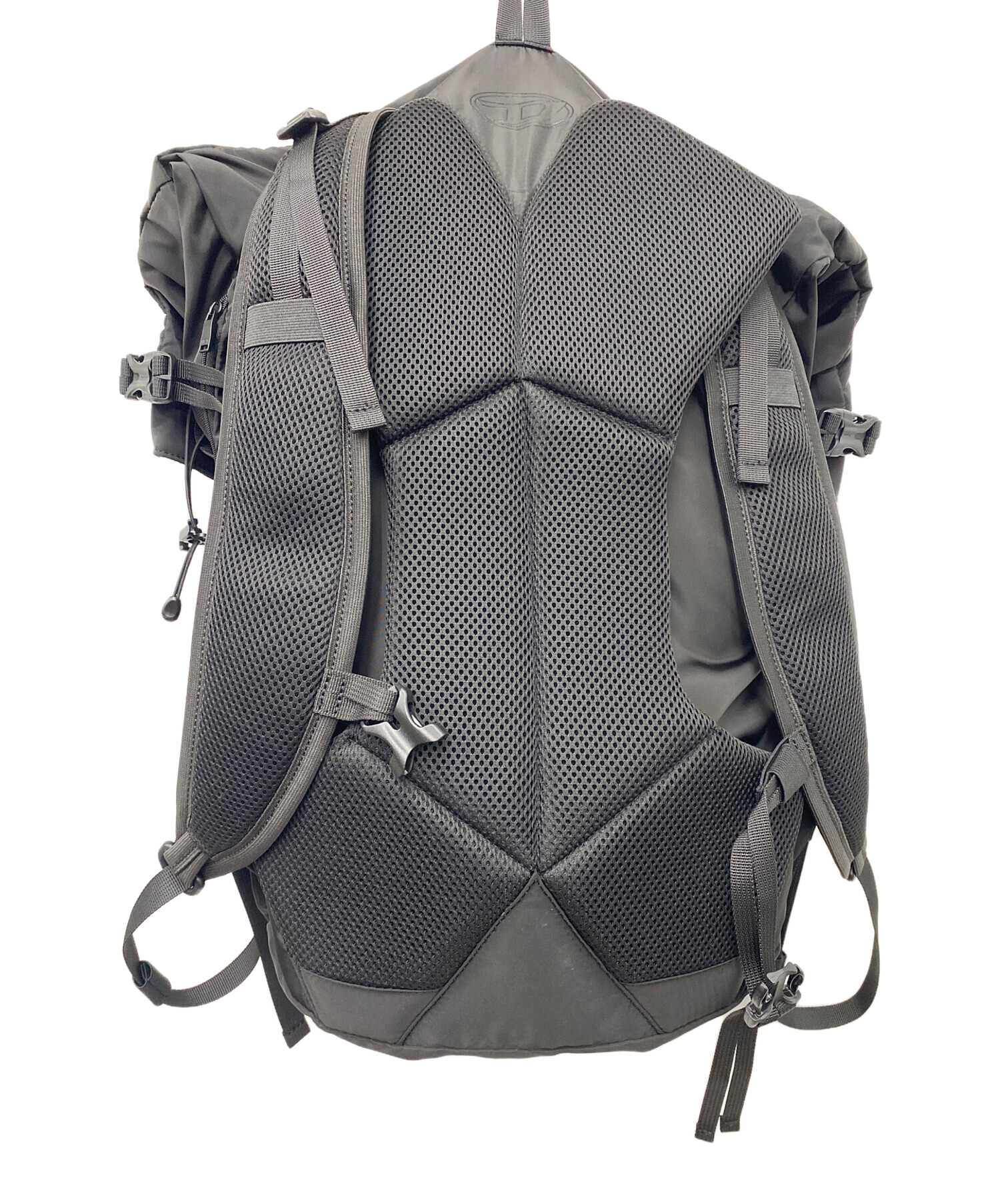 中古・古着通販】DIESEL (ディーゼル) ロールリュック ブラック 
