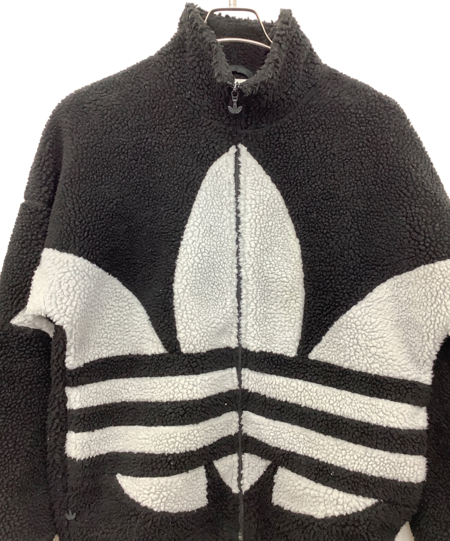 中古・古着通販】adidas (アディダス) ボアジャケット ブラック×ライト