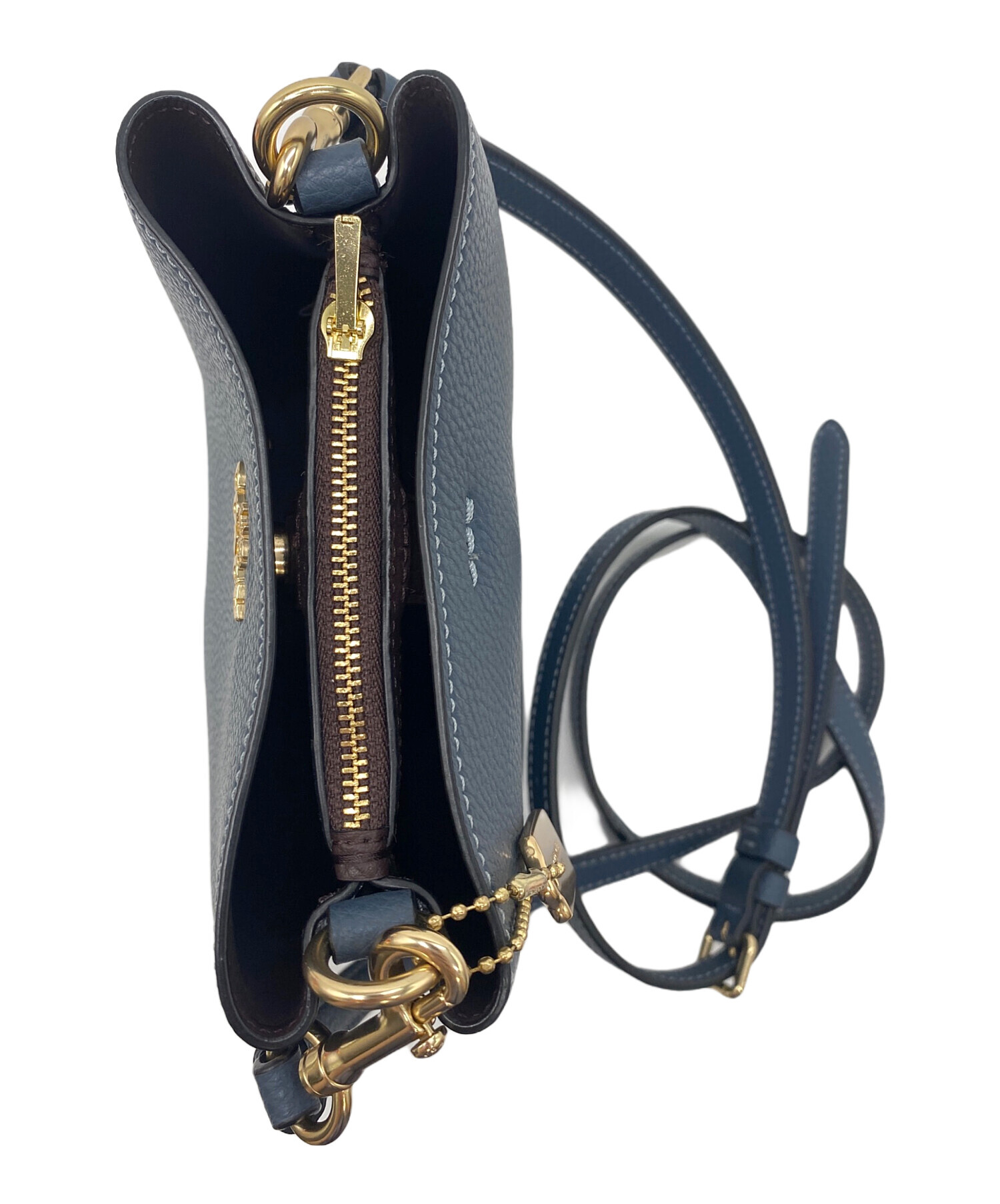 【未使用品/カード付】コーチ チャールズ ショルダーバック スムースレザー 茶 中古・古着通販】COACH (コーチ) ショルダーバッグ ブルー｜ブランド